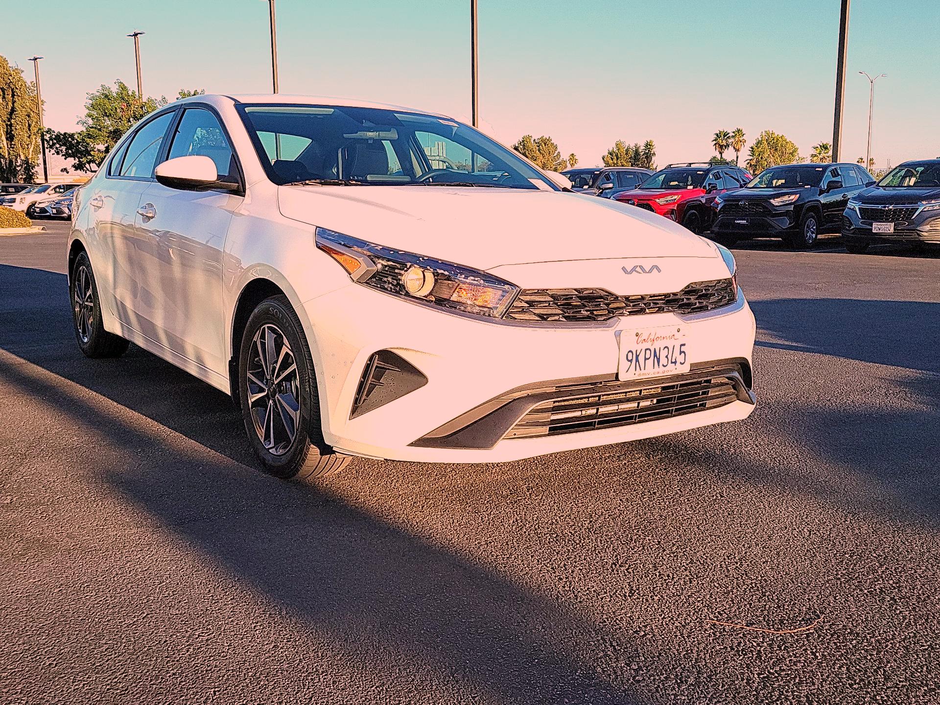 Thumbnail: 2024 Kia Forte - 1