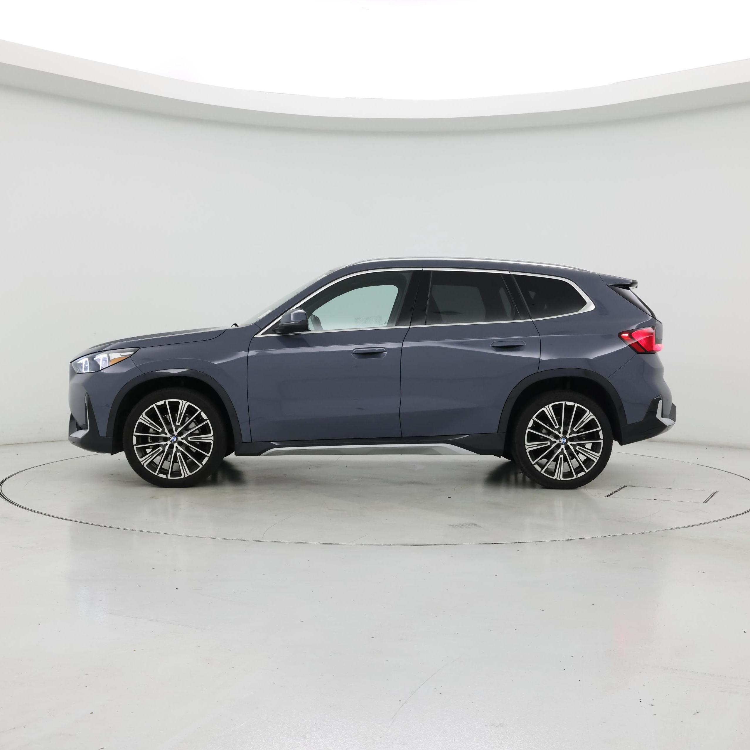 Thumbnail: 2025 BMW X1 - 3