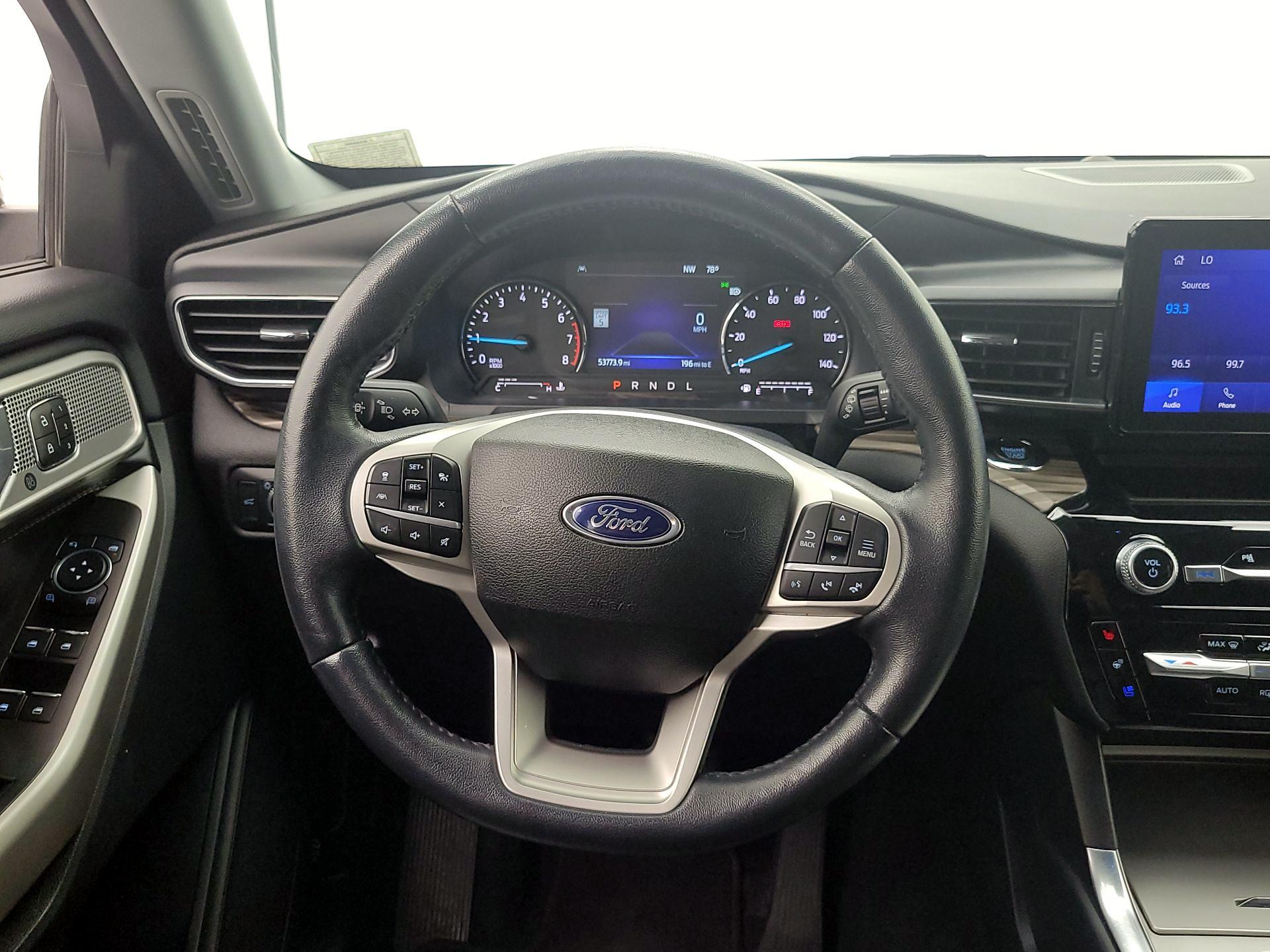 Thumbnail: 2022 Ford Explorer - 10