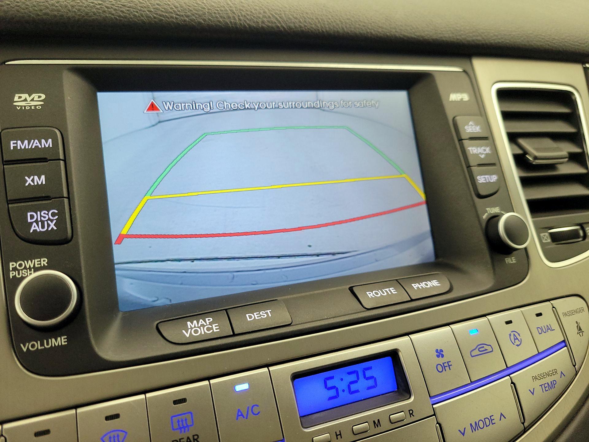 Thumbnail: 2014 Hyundai Genesis - 15