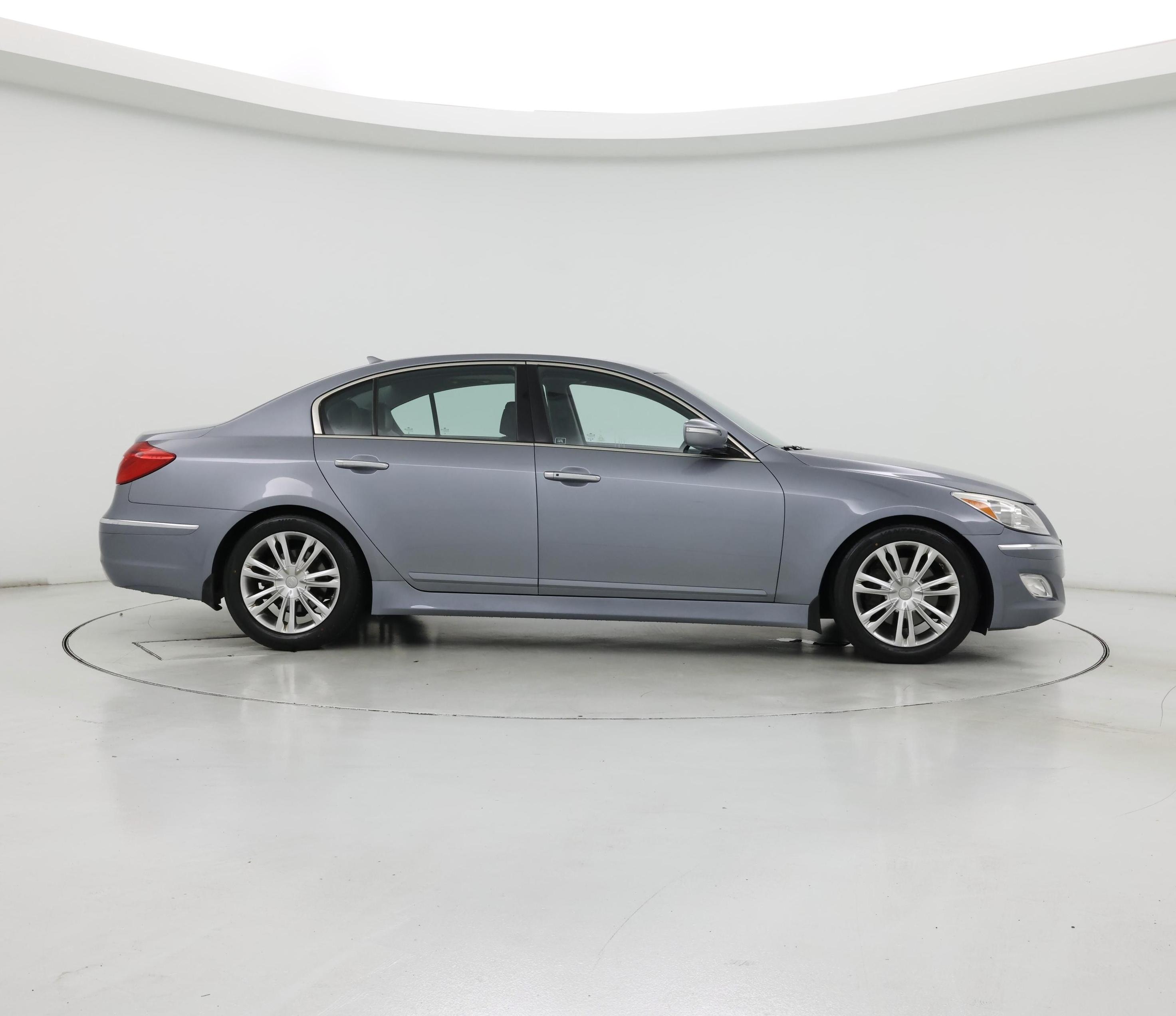 Thumbnail: 2014 Hyundai Genesis - 7
