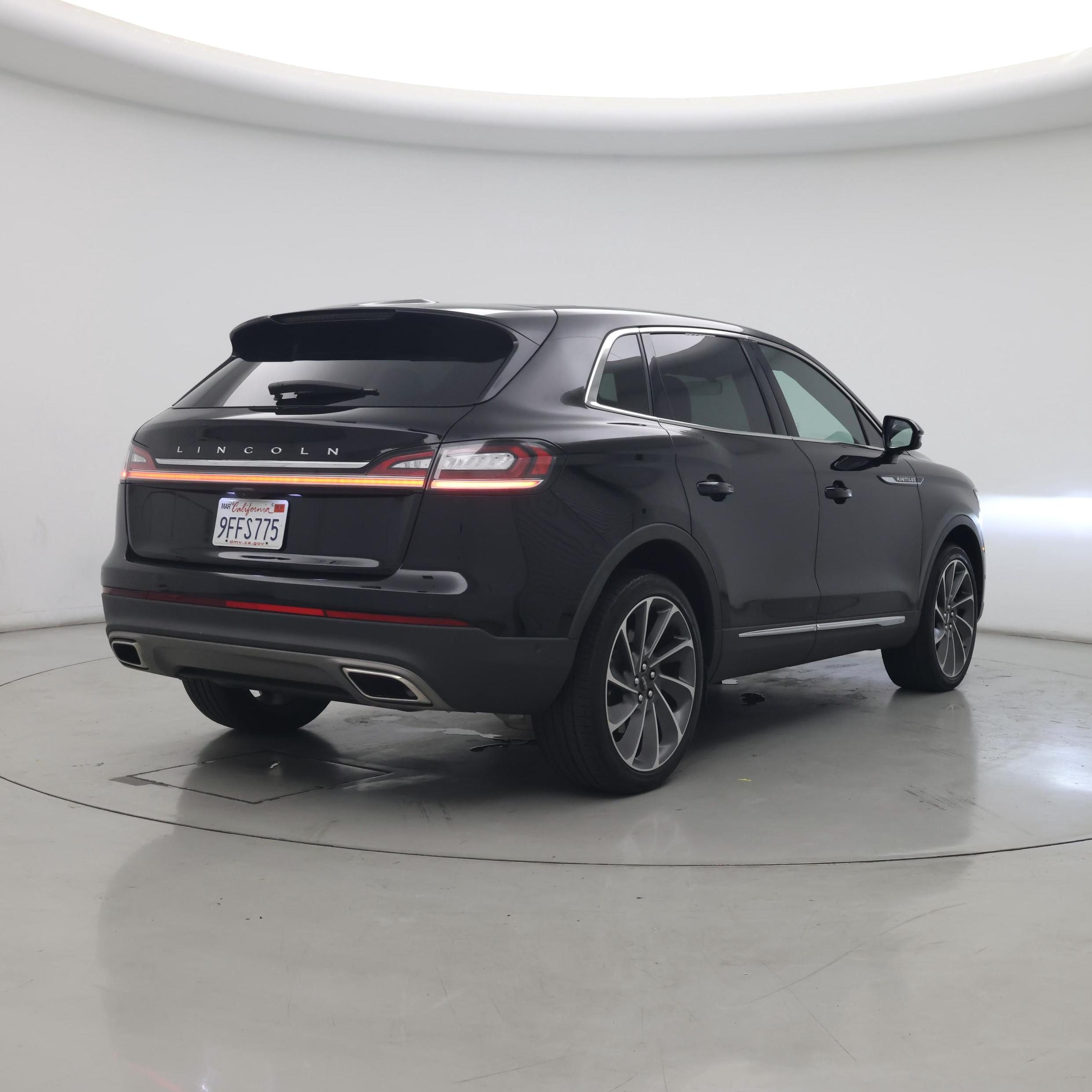 Thumbnail: 2022 Lincoln Nautilus - 8
