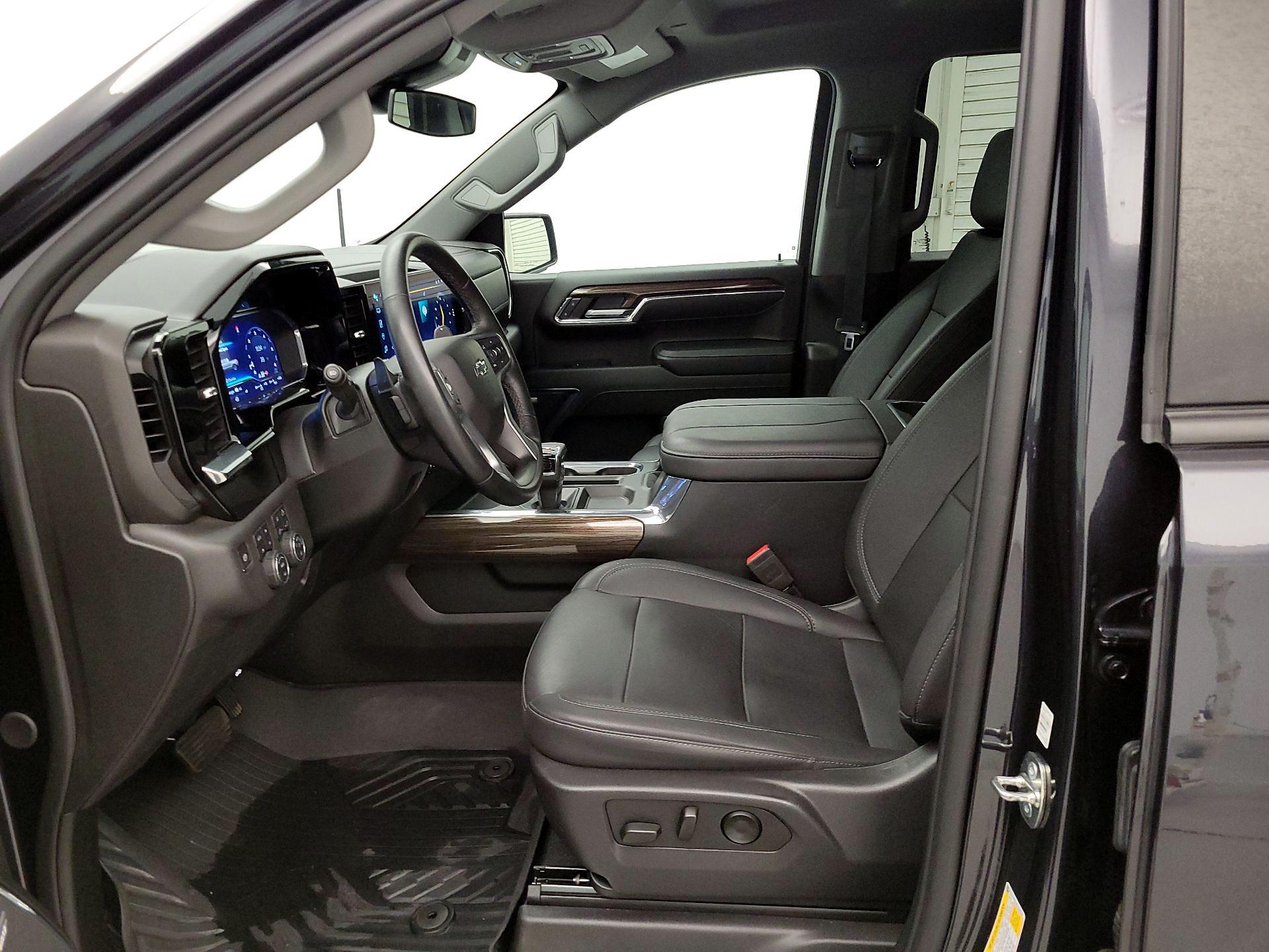 Thumbnail: 2024 Chevrolet Silverado 1500 - 11