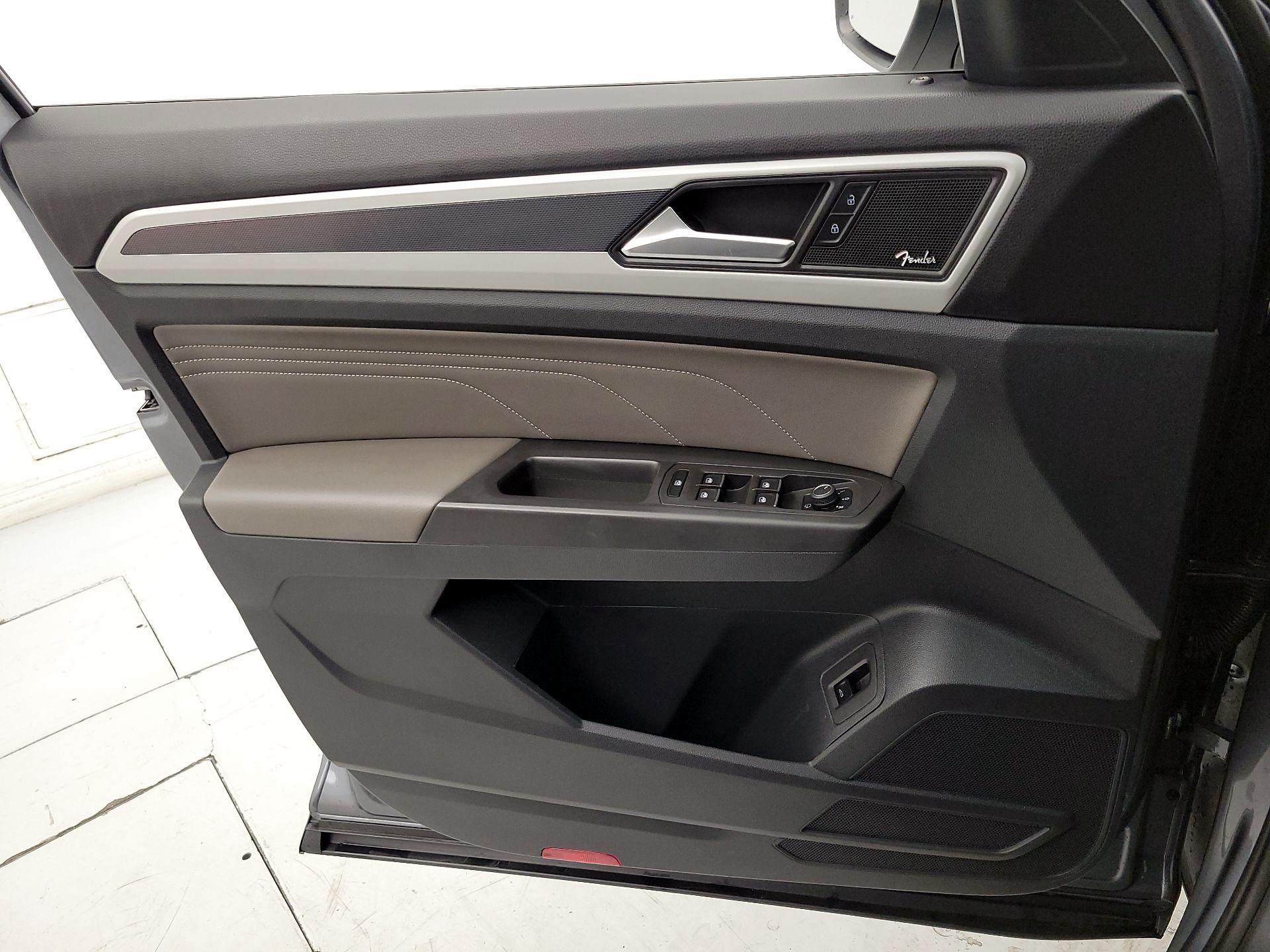 Thumbnail: 2023 Volkswagen Atlas - 12