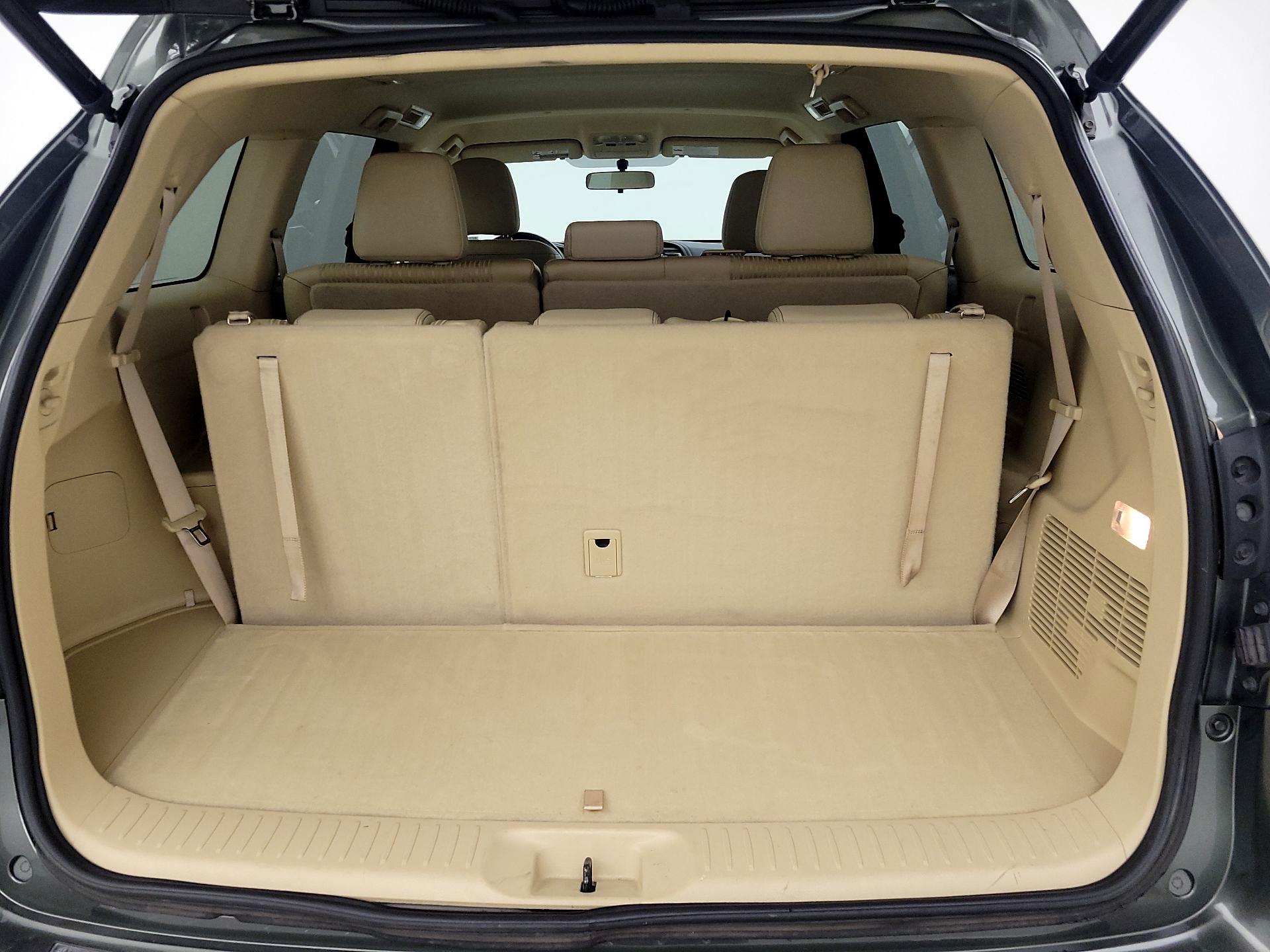 Thumbnail: 2014 Toyota Highlander - 20