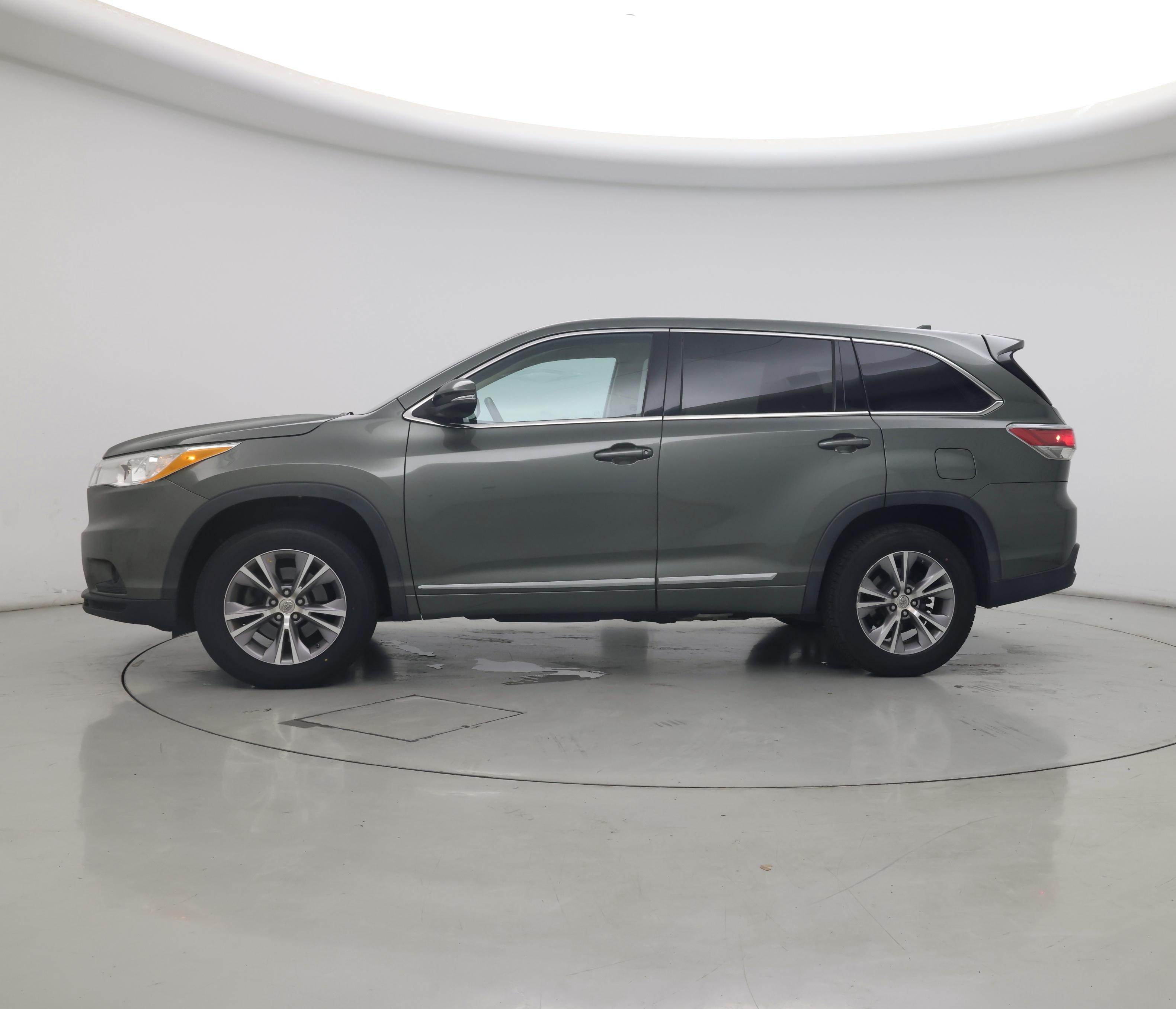Thumbnail: 2014 Toyota Highlander - 3
