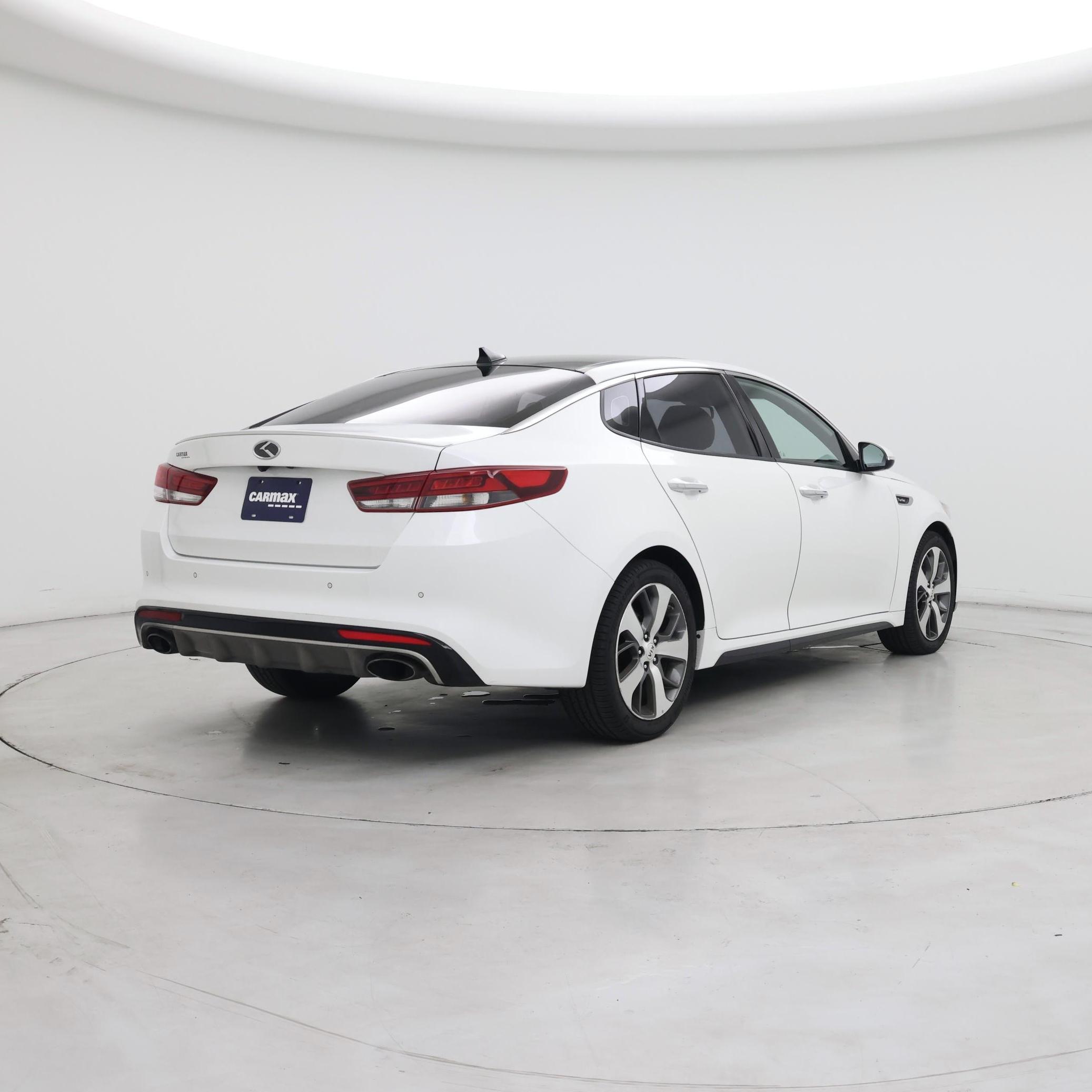 Thumbnail: 2016 Kia Optima - 8