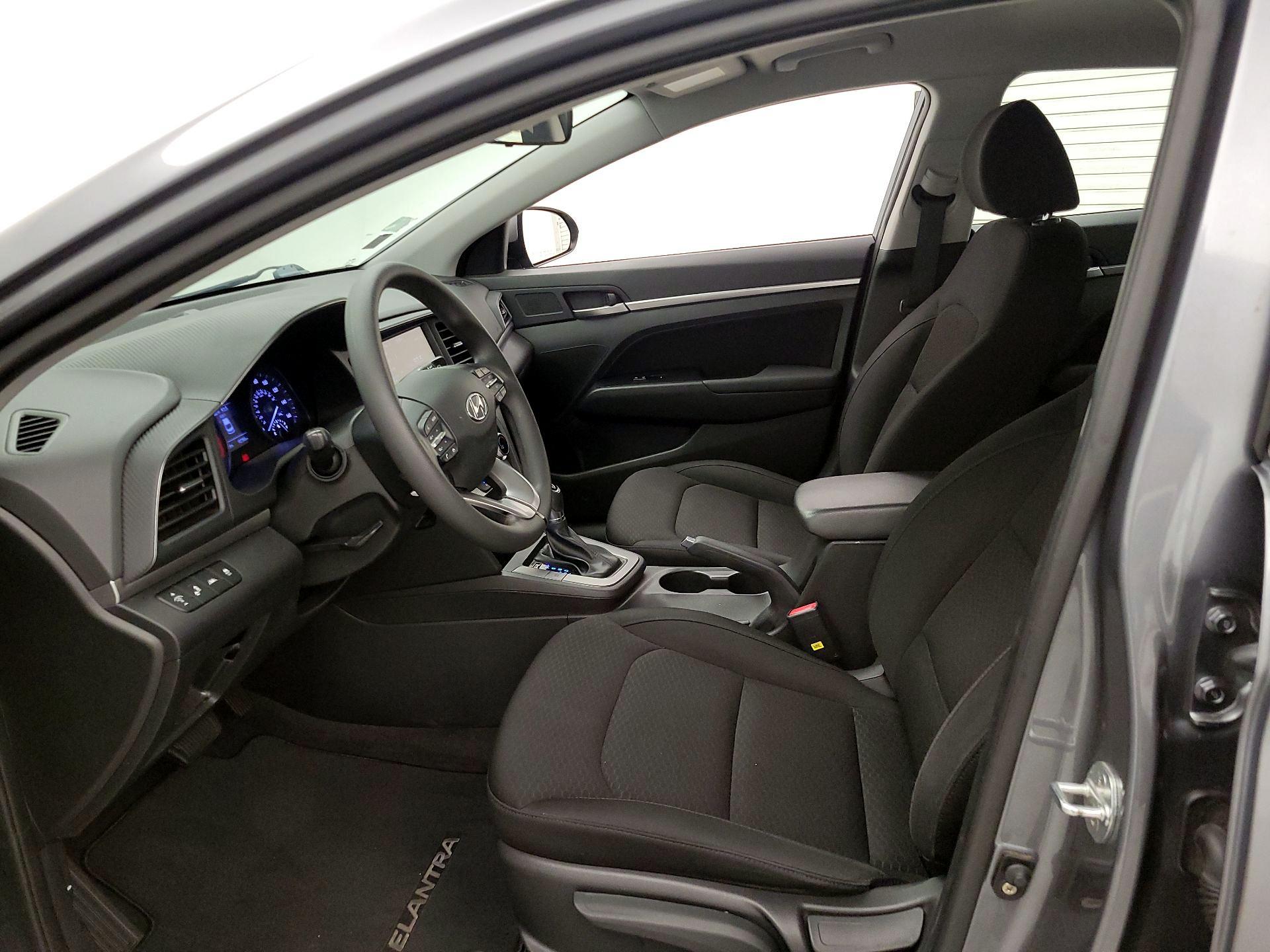 Thumbnail: 2019 Hyundai Elantra - 11
