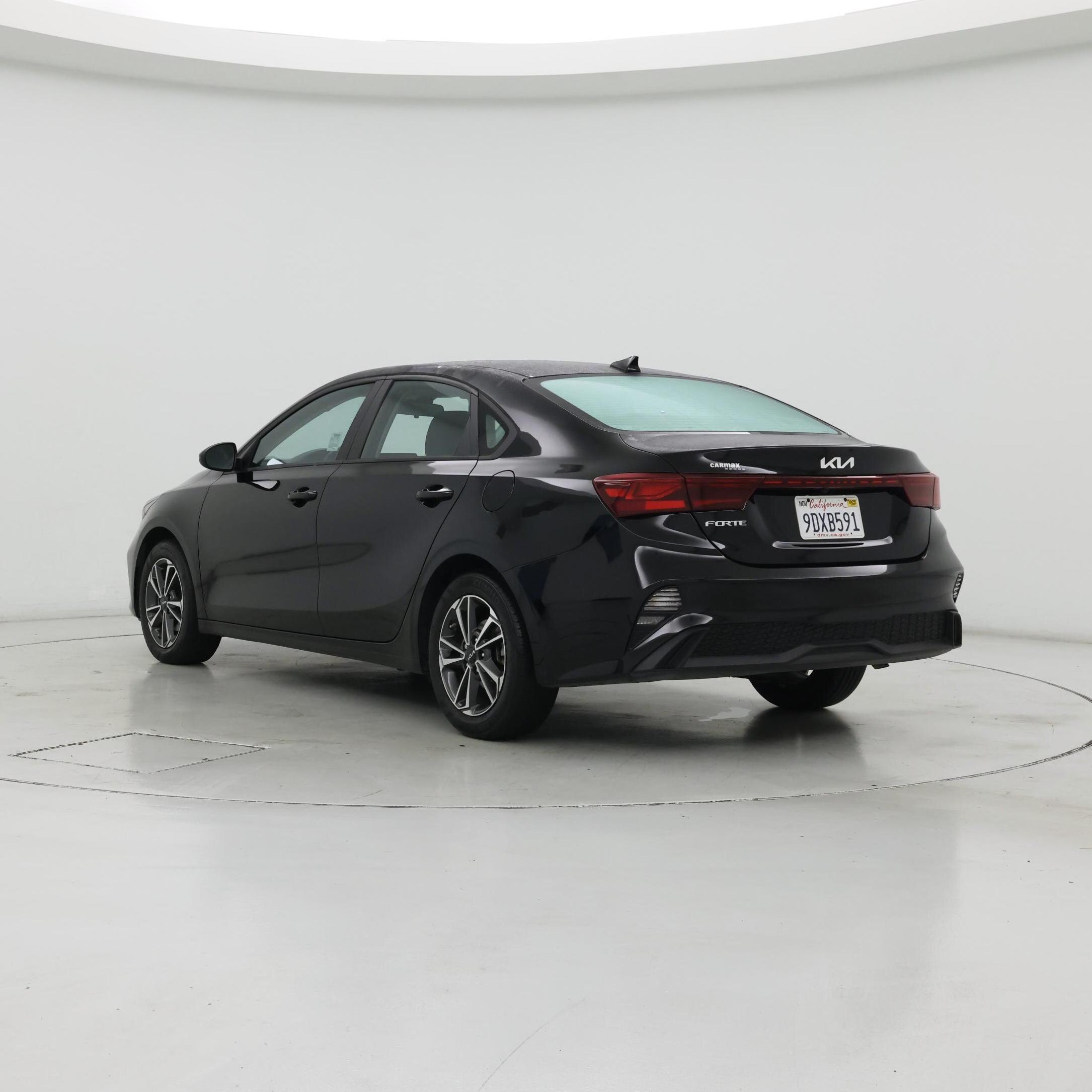 Thumbnail: 2023 Kia Forte - 2