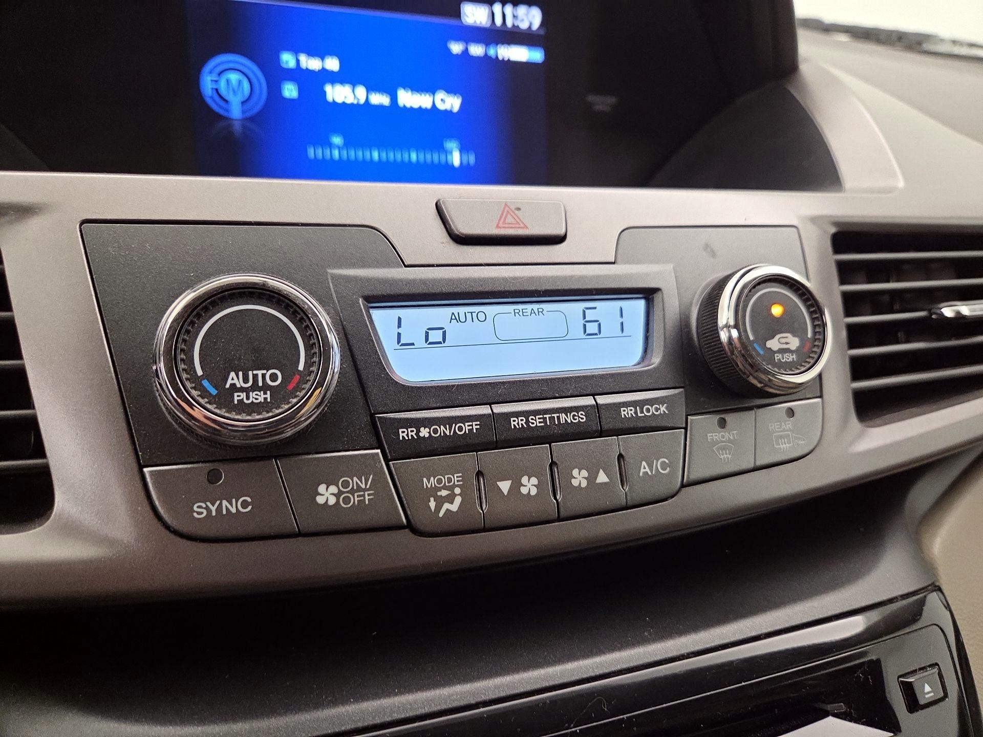 Thumbnail: 2016 Honda Odyssey - 16