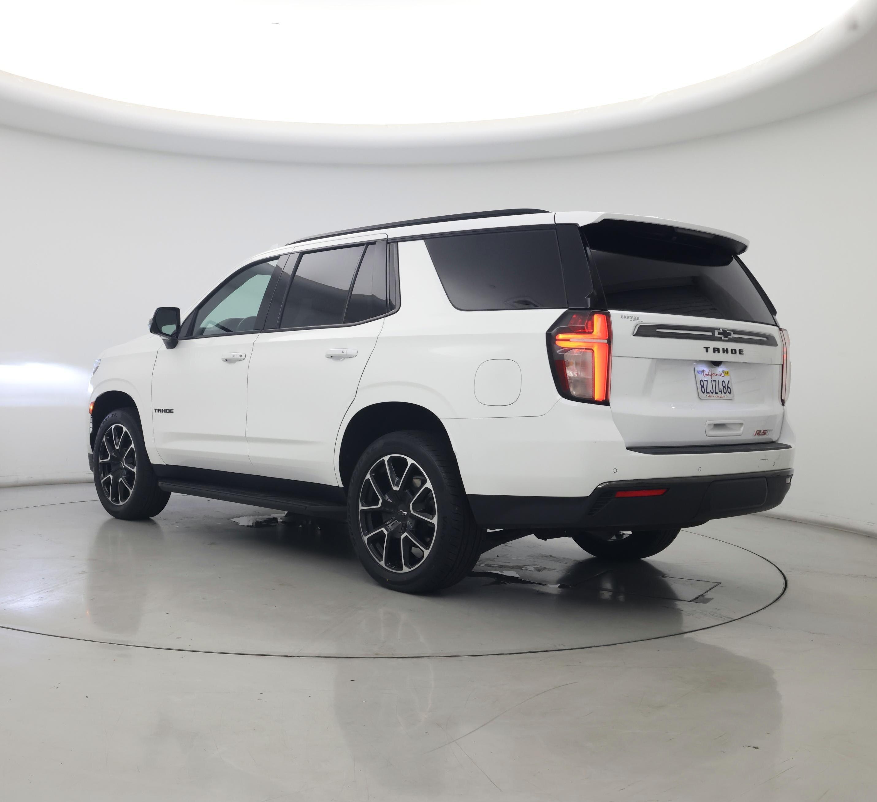 Thumbnail: 2022 Chevrolet Tahoe - 2