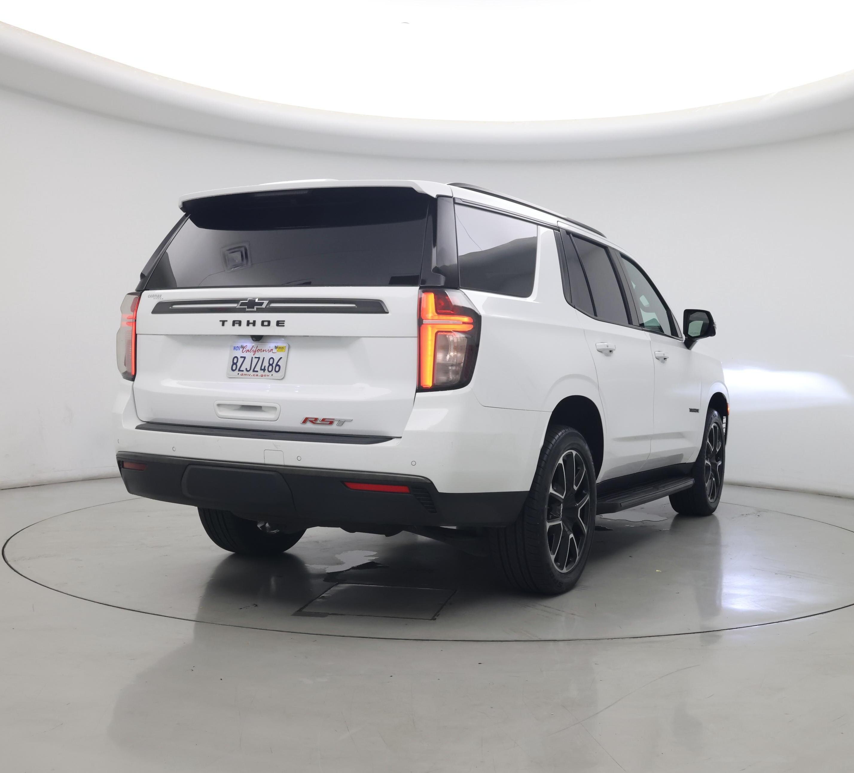 Thumbnail: 2022 Chevrolet Tahoe - 8