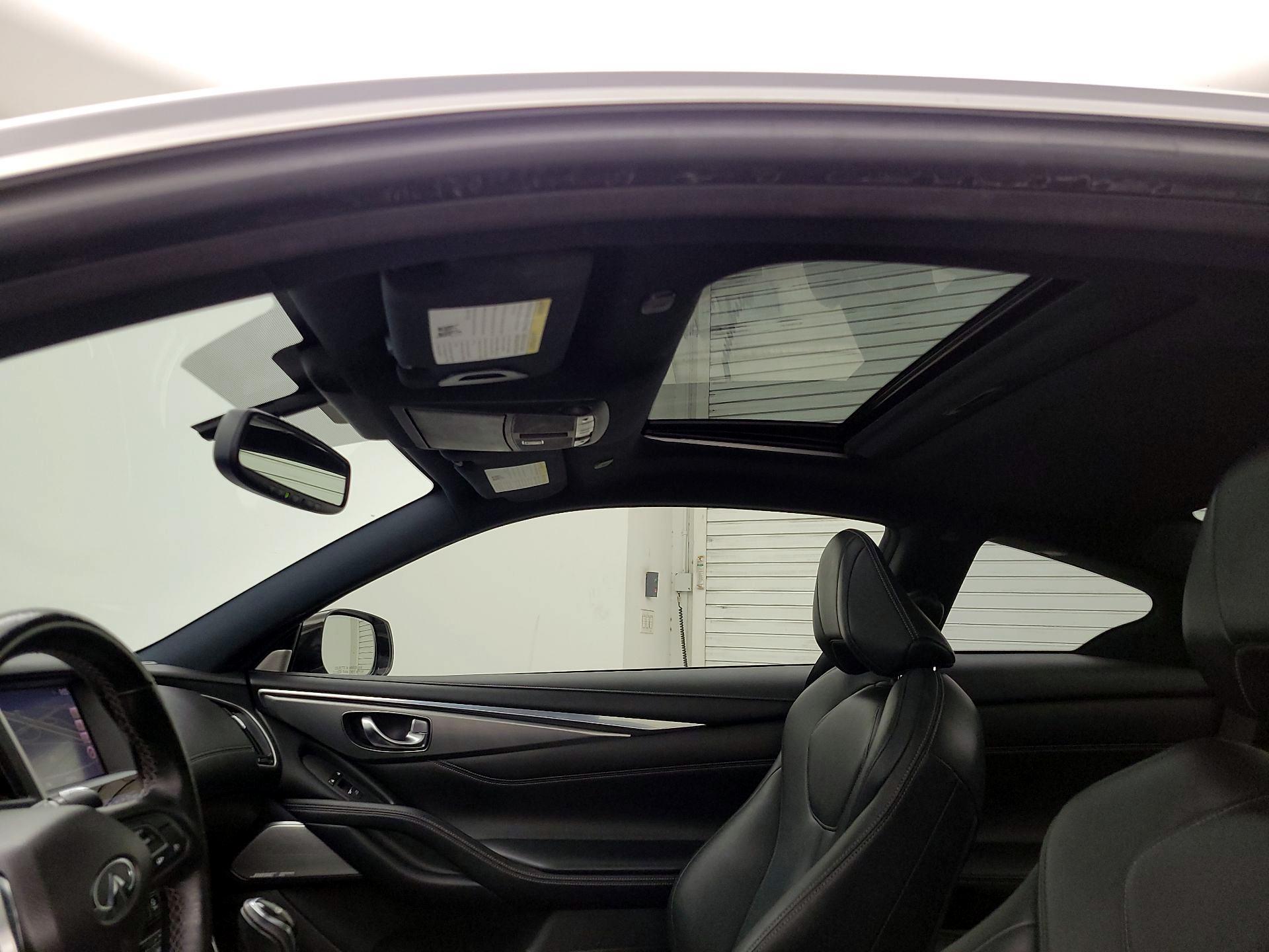 Thumbnail: 2017 INFINITI Q60 - 19