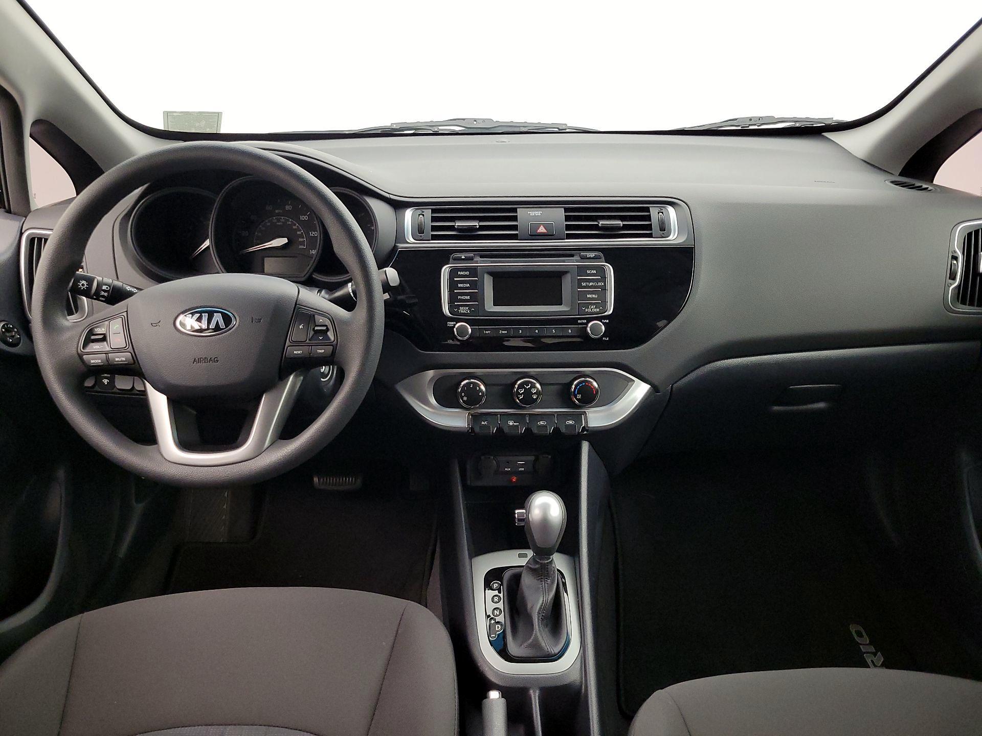 Thumbnail: 2017 Kia Rio - 9