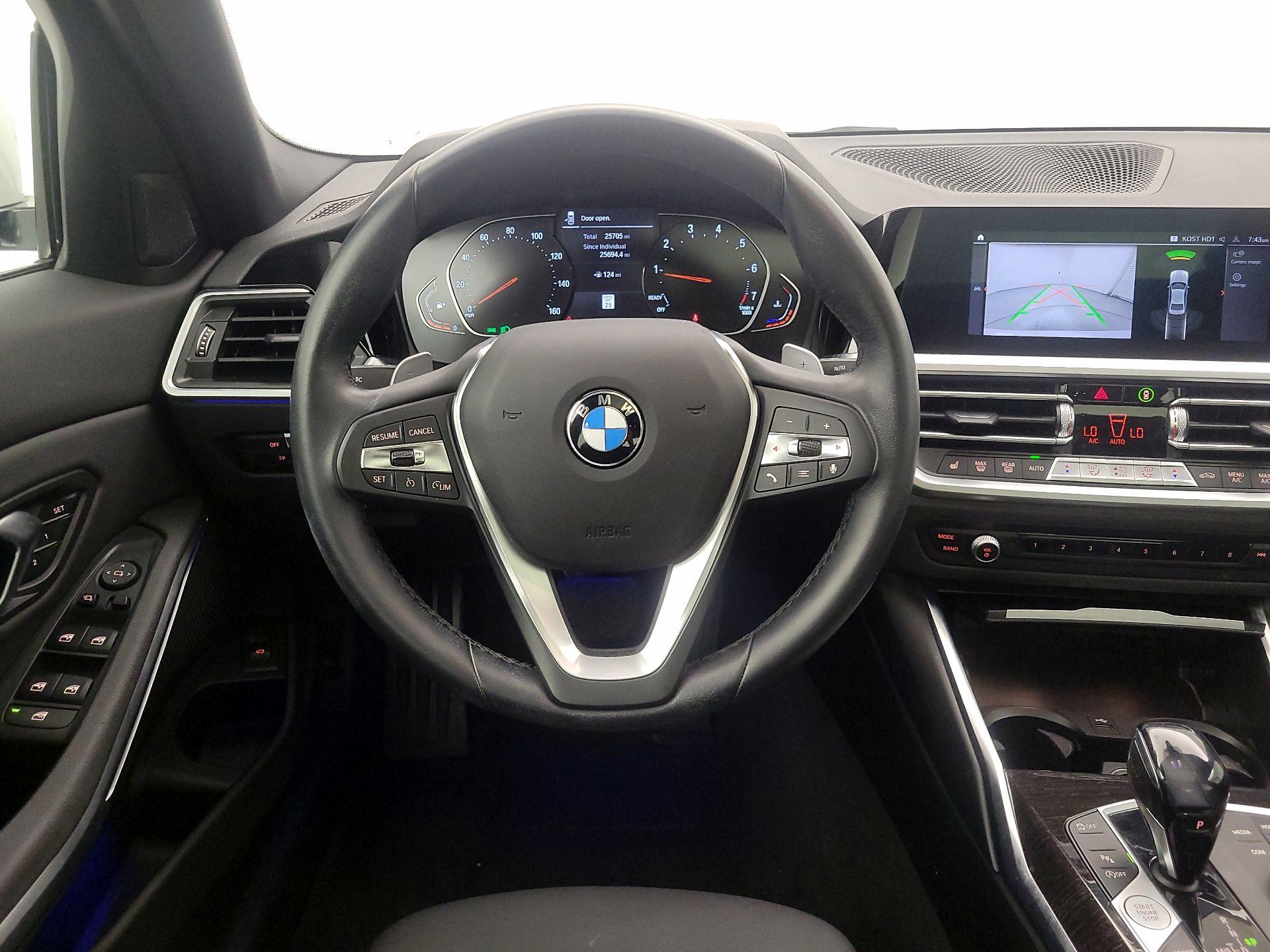 Thumbnail: 2021 BMW 3 Series - 10