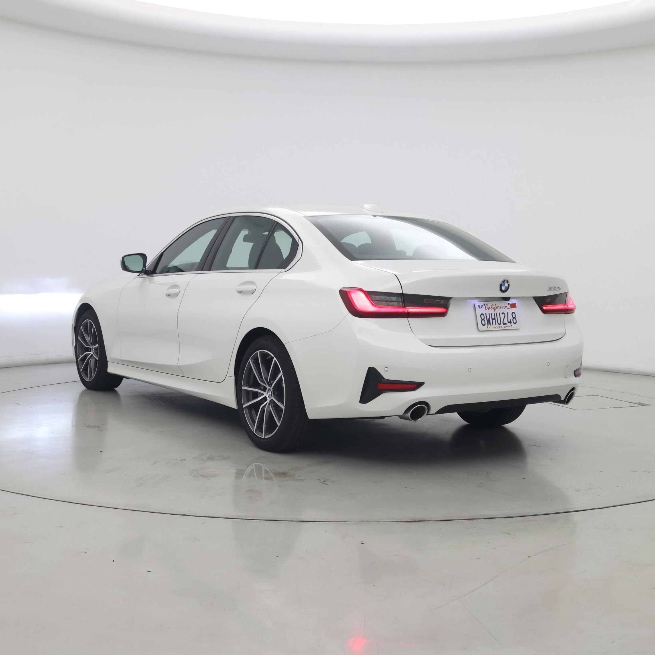 Thumbnail: 2021 BMW 3 Series - 2