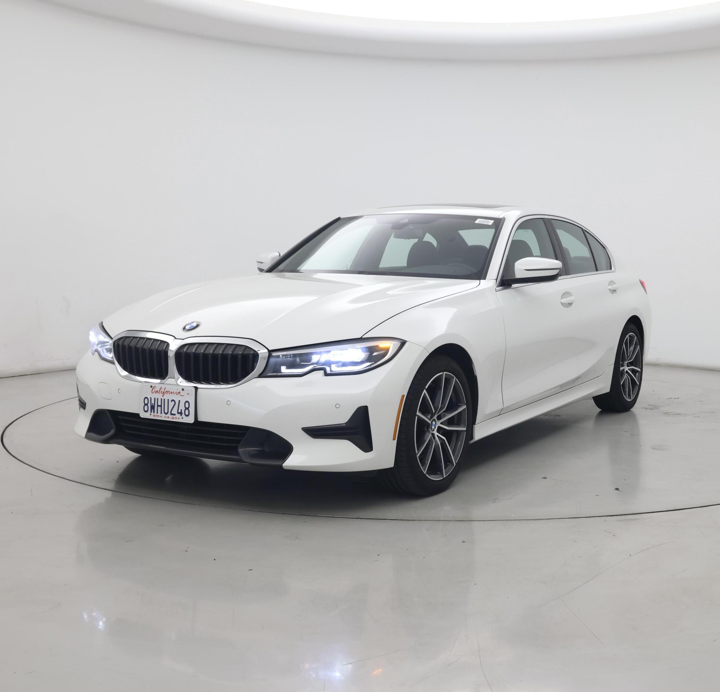 Thumbnail: 2021 BMW 3 Series - 4