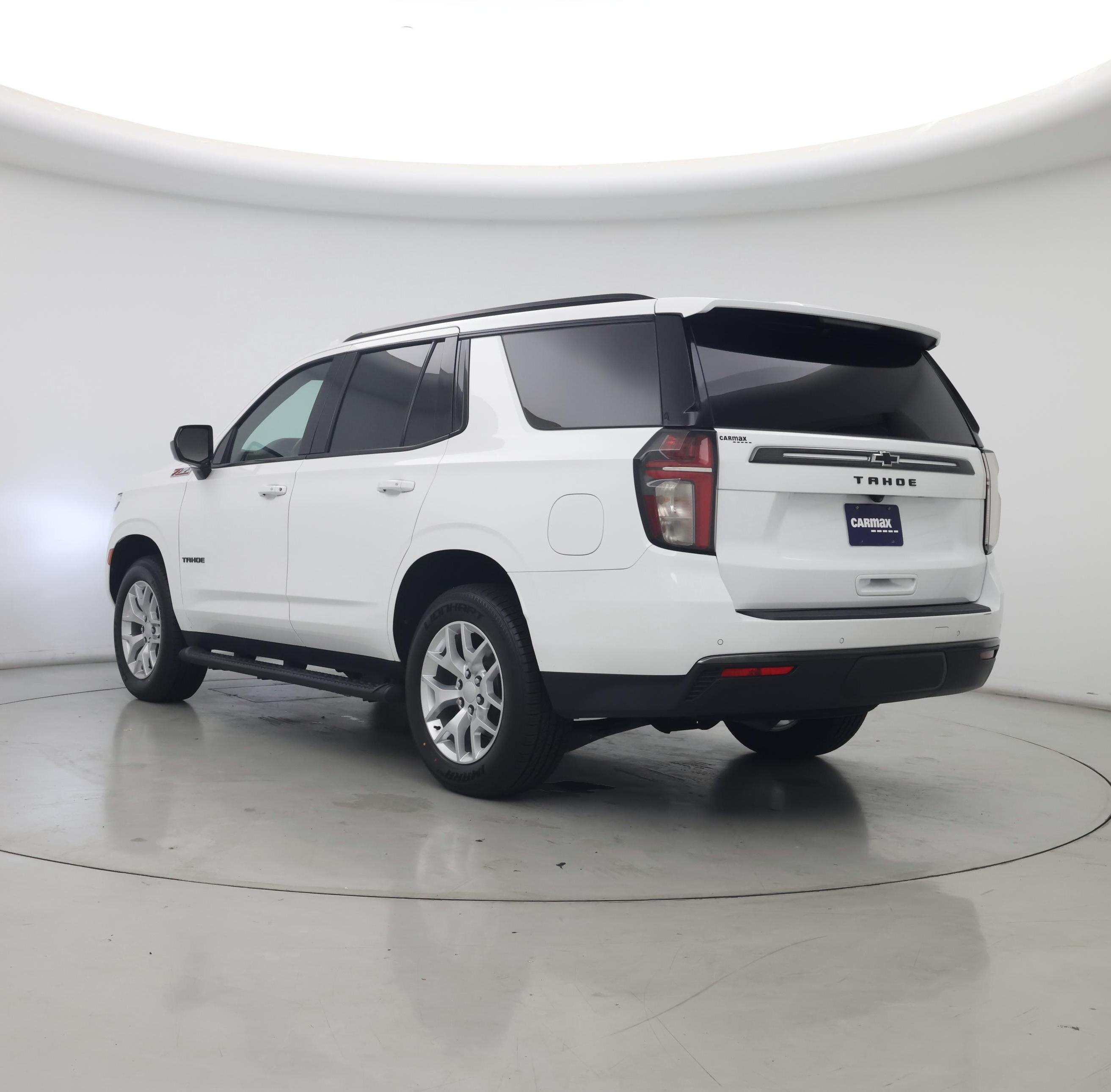 Thumbnail: 2022 Chevrolet Tahoe - 2
