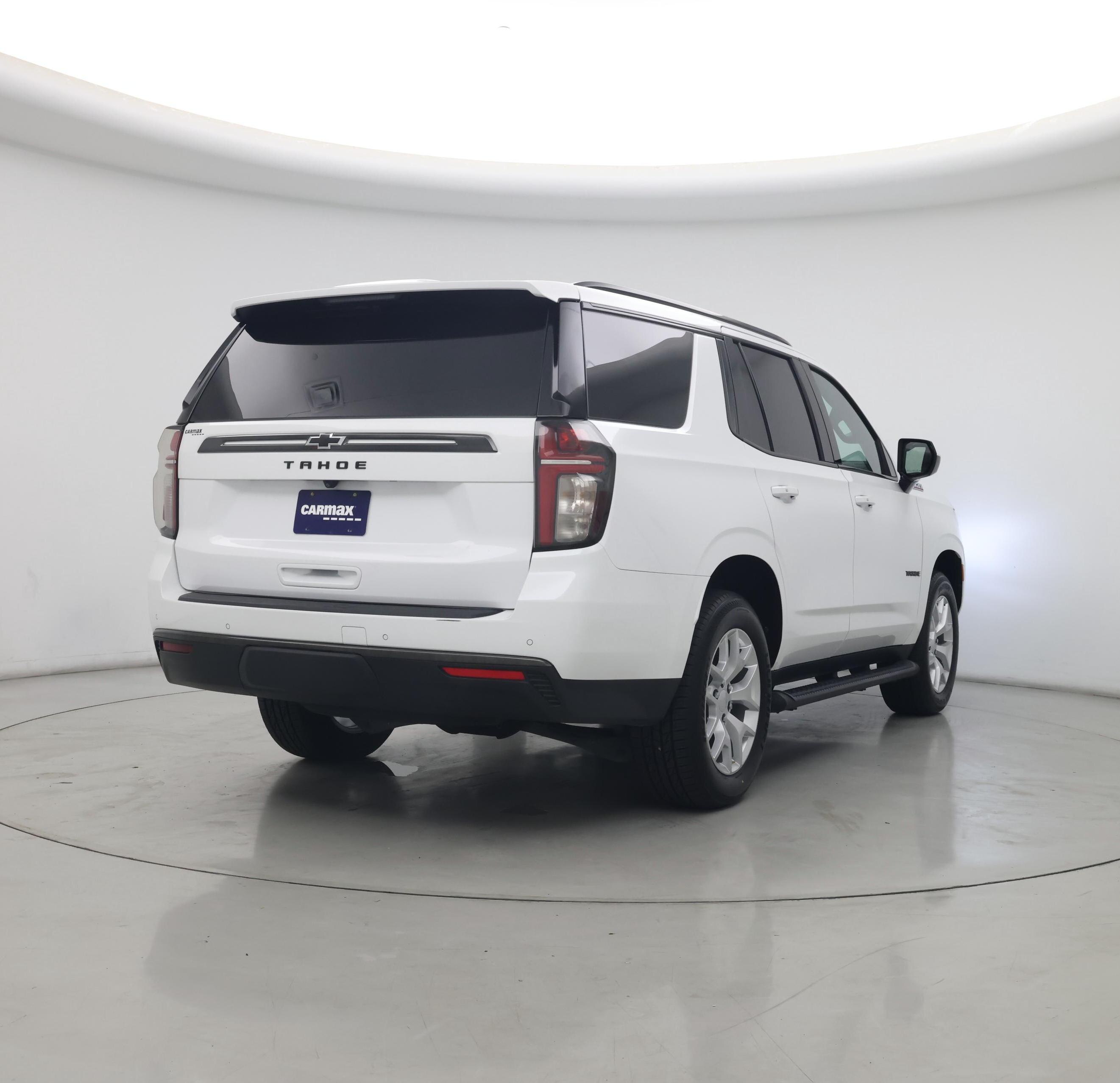 Thumbnail: 2022 Chevrolet Tahoe - 8