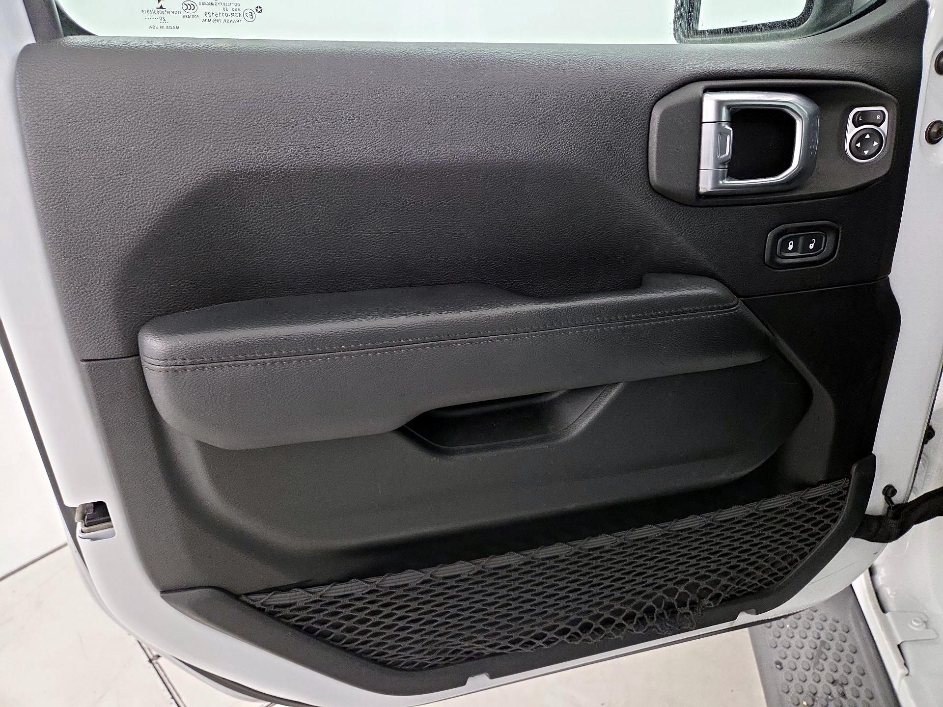 Thumbnail: 2020 Jeep Wrangler - 12