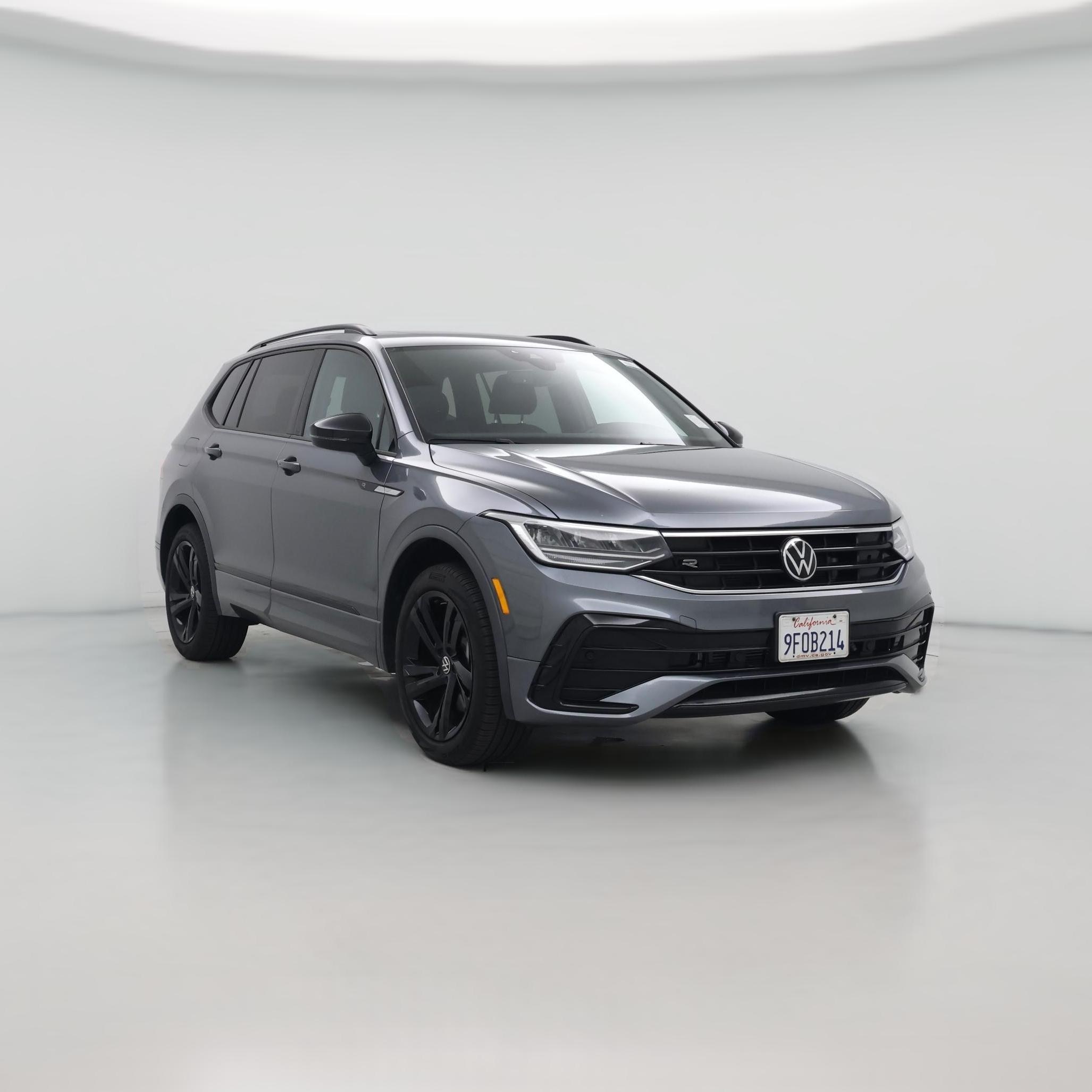 Thumbnail: 2023 Volkswagen Tiguan - 1