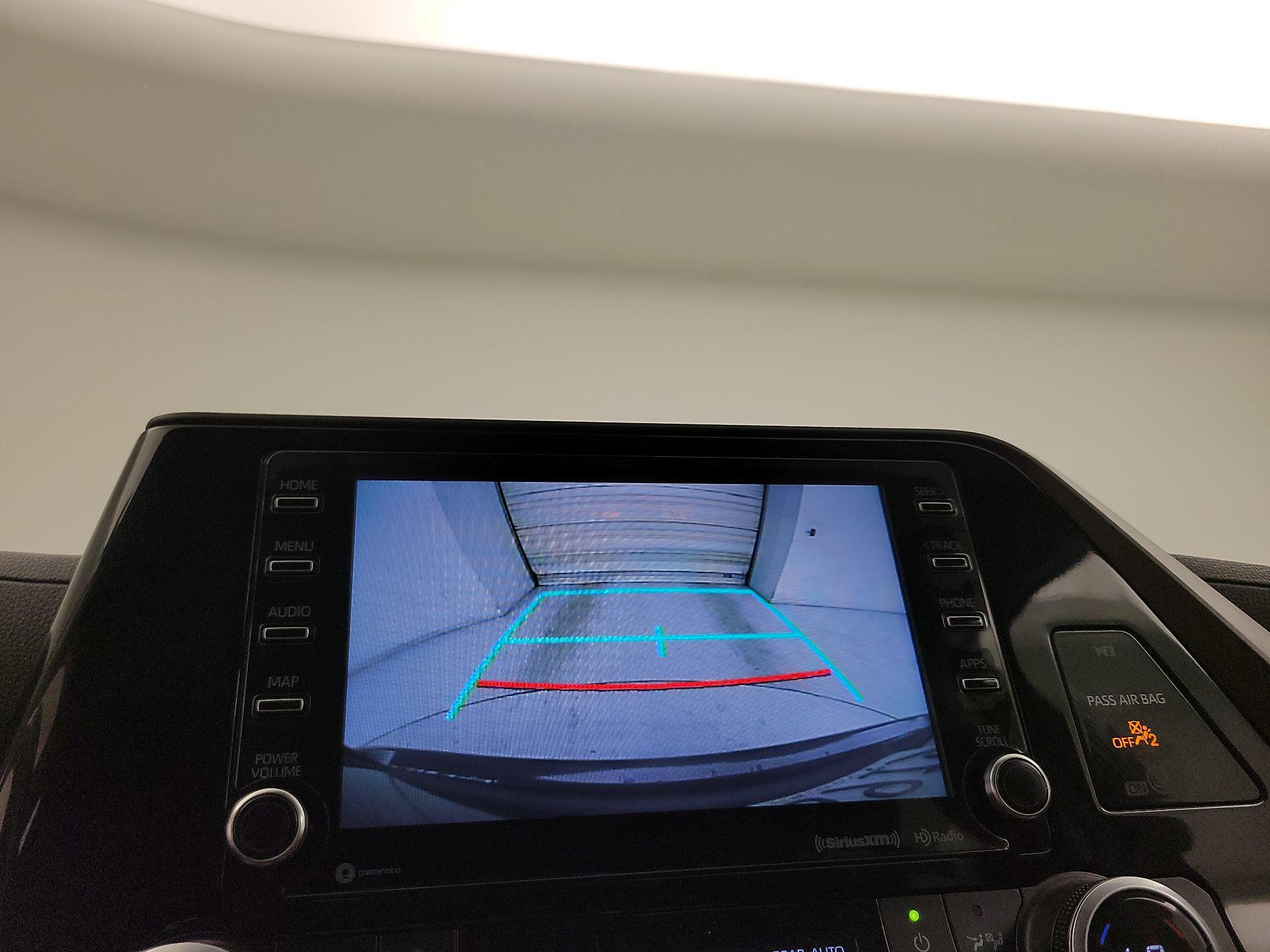 Thumbnail: 2021 Toyota Highlander - 14