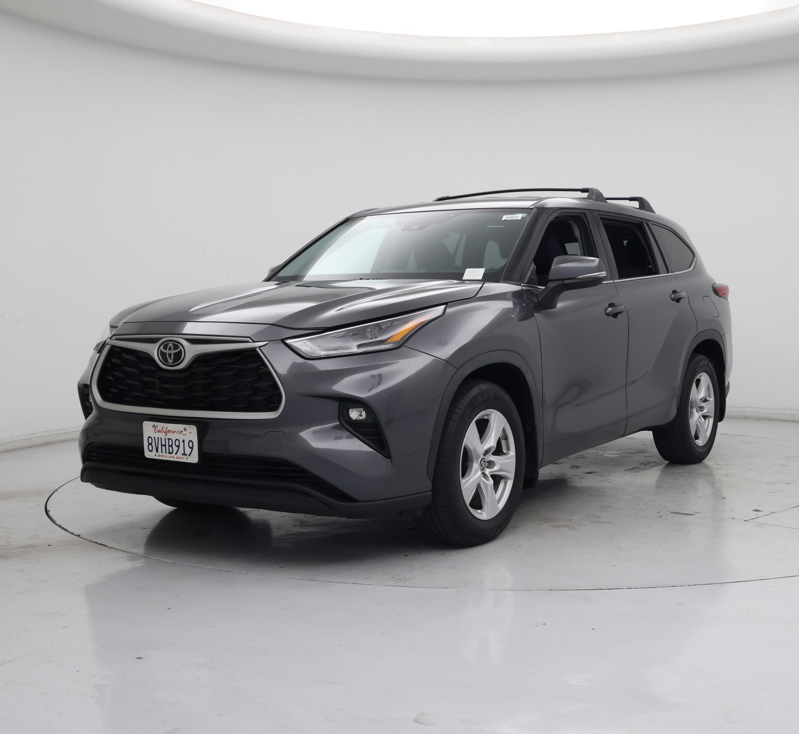 Thumbnail: 2021 Toyota Highlander - 4