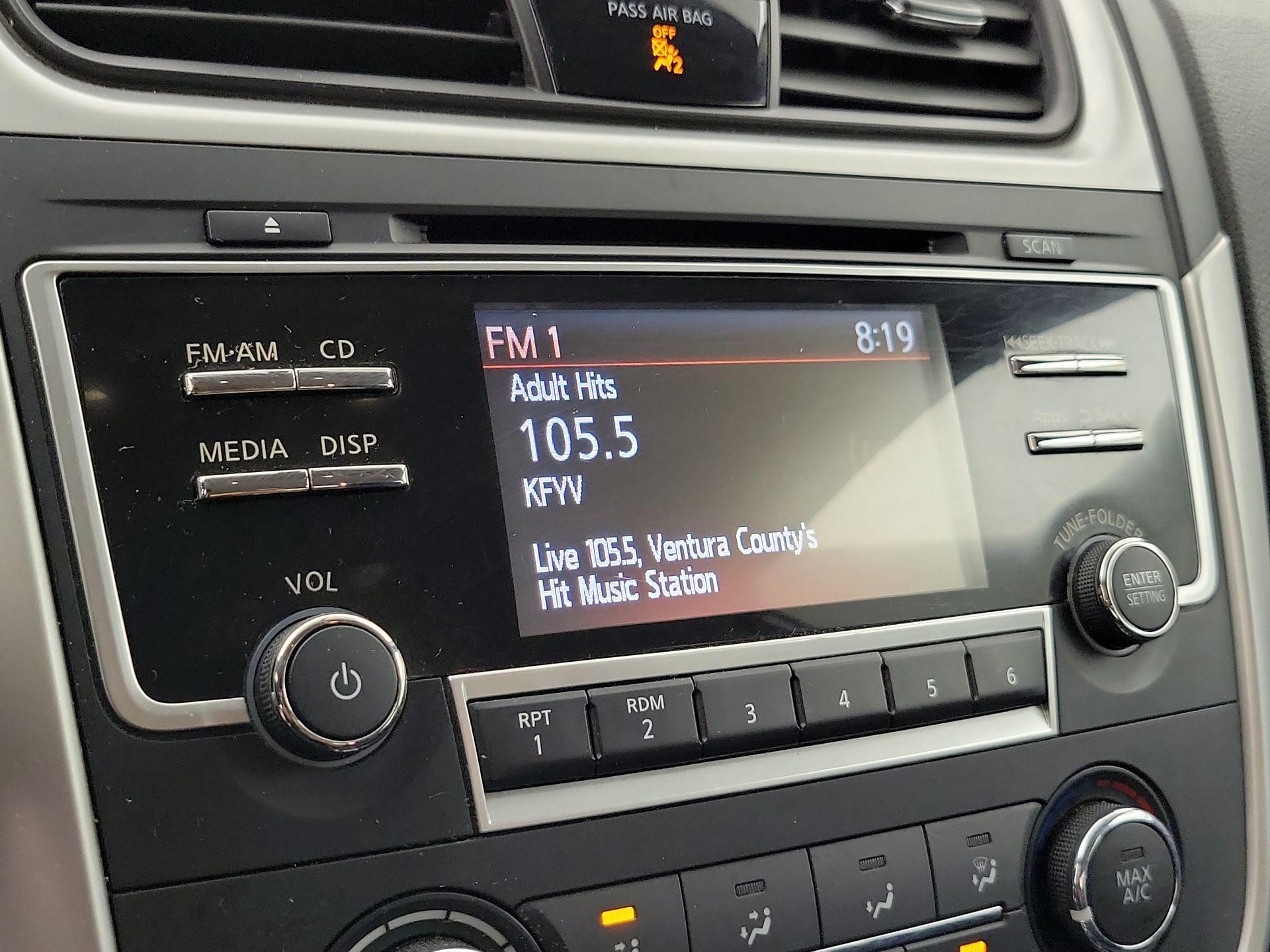 Thumbnail: 2016 Nissan Altima - 15
