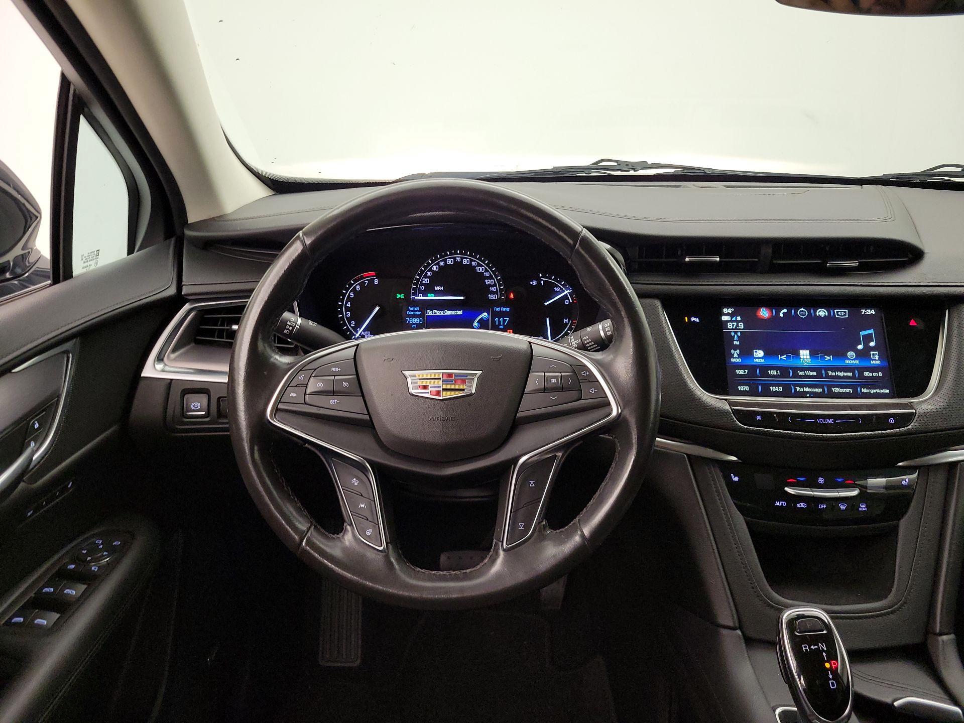 Thumbnail: 2019 Cadillac XT5 - 10