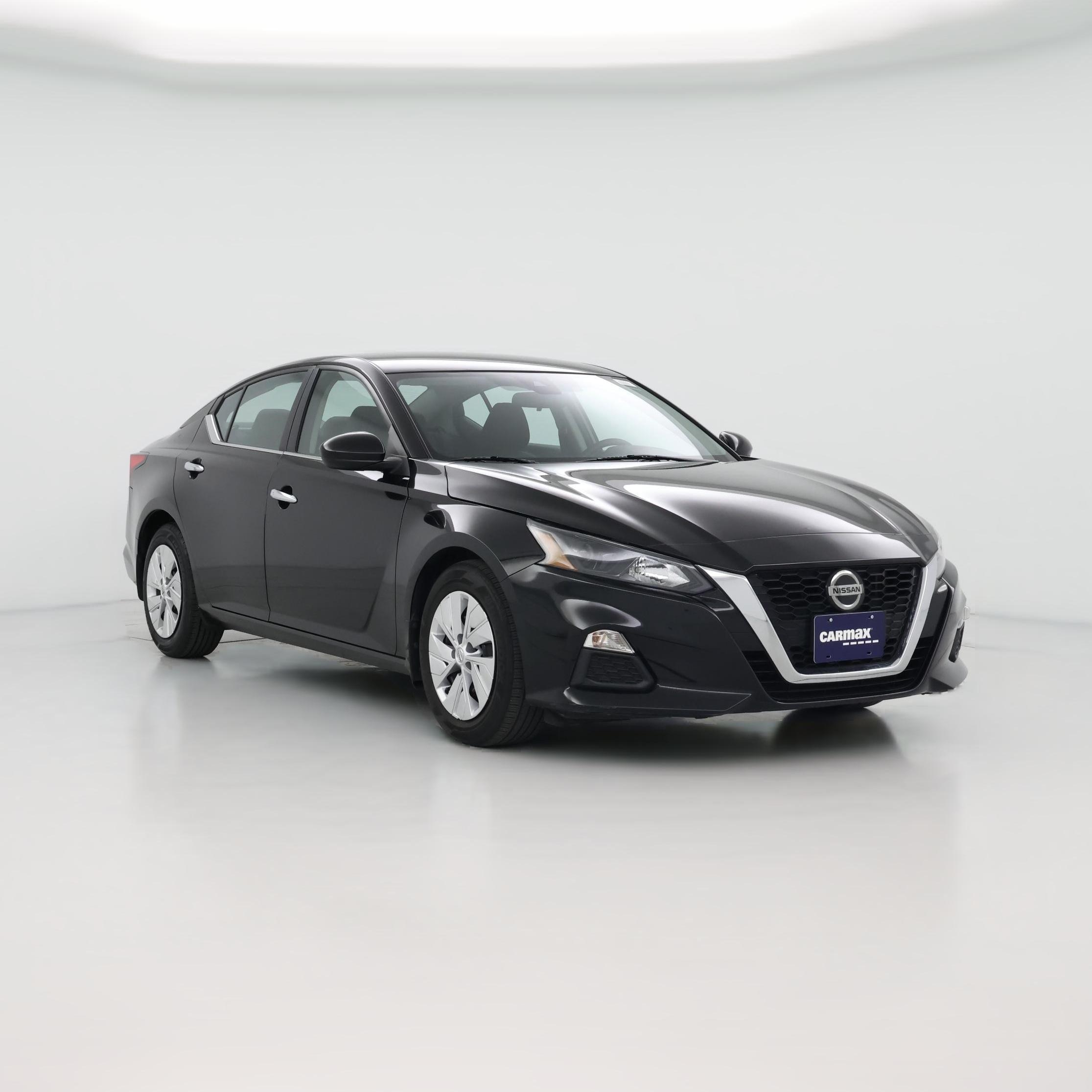 Thumbnail: 2022 Nissan Altima - 1