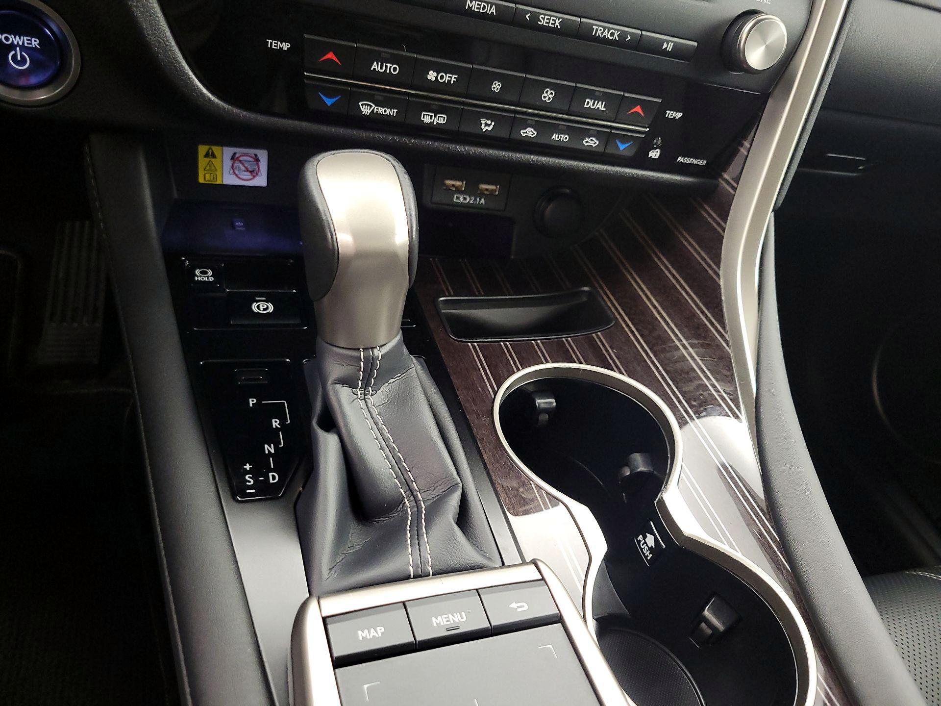 Thumbnail: 2022 Lexus RX - 18