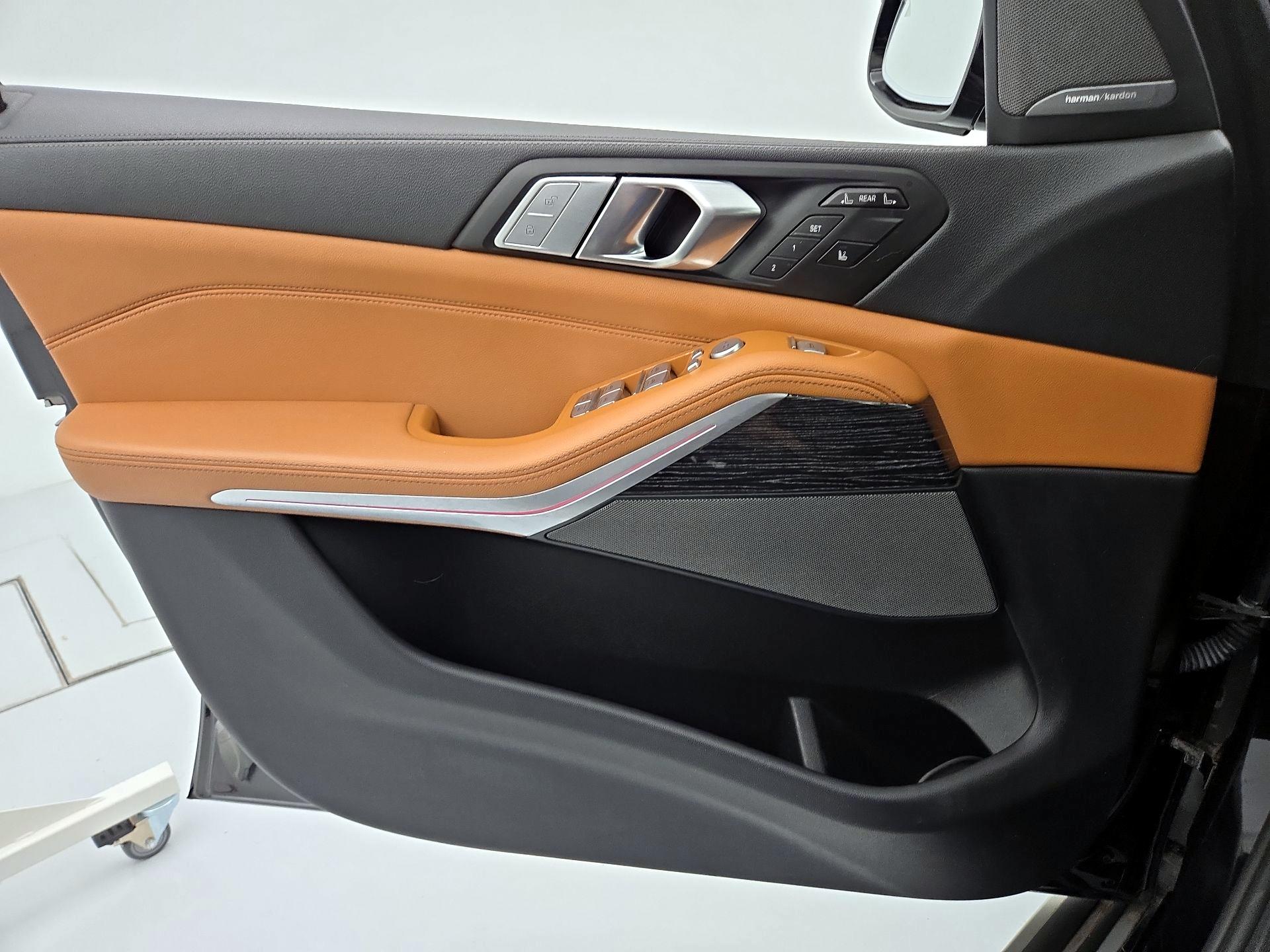 Thumbnail: 2022 BMW X7 - 12