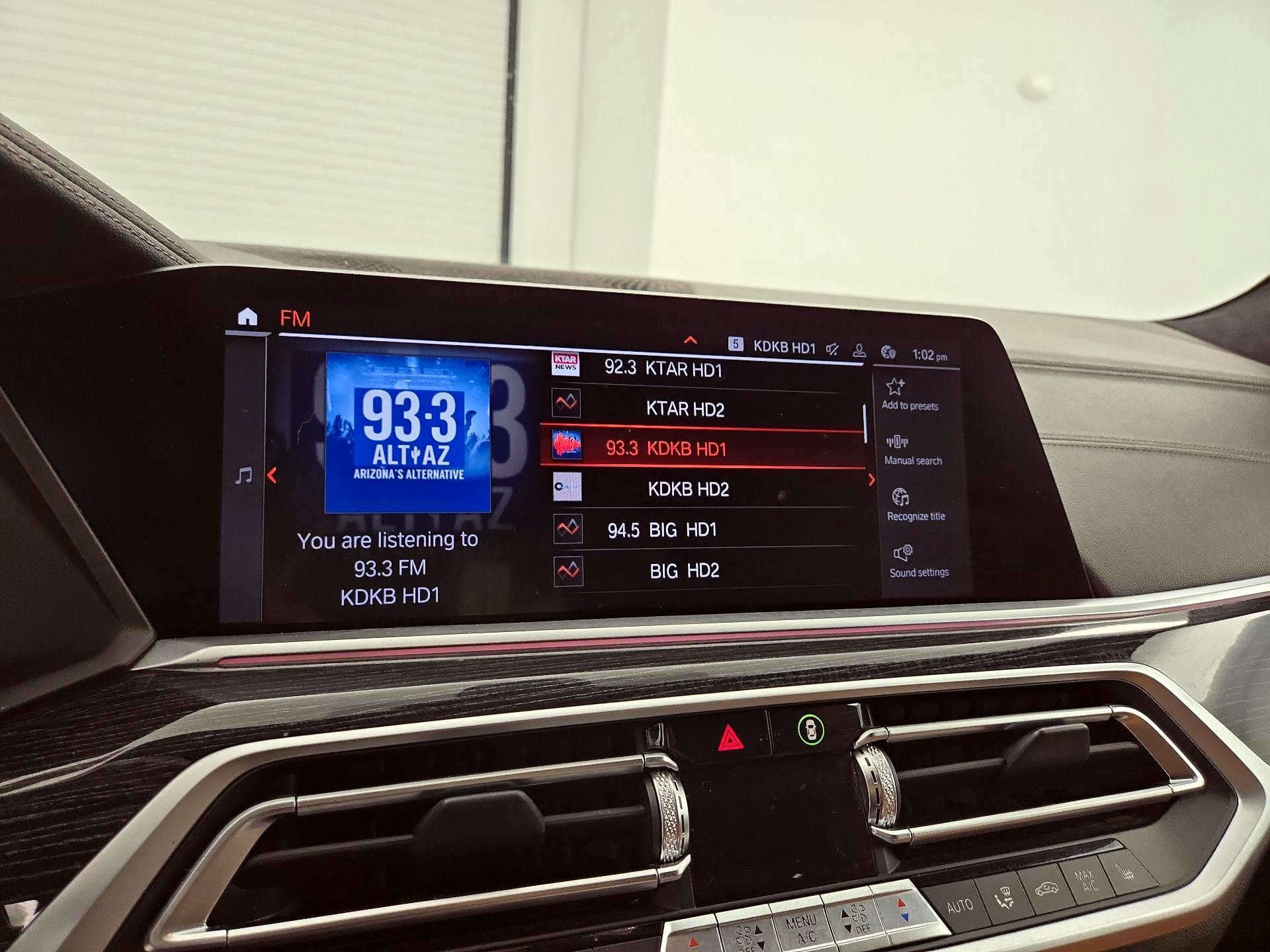 Thumbnail: 2022 BMW X7 - 16