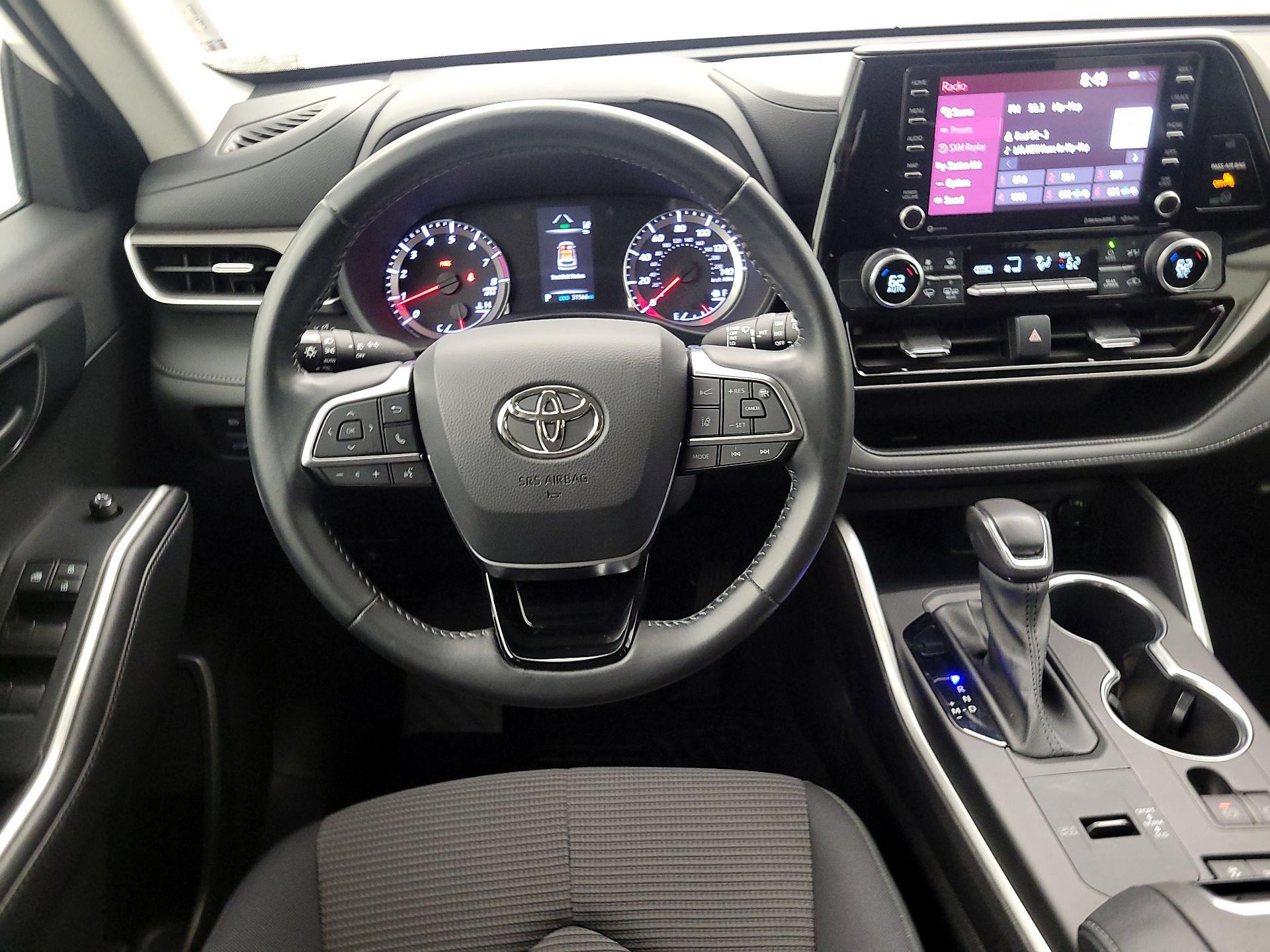 Thumbnail: 2021 Toyota Highlander - 10
