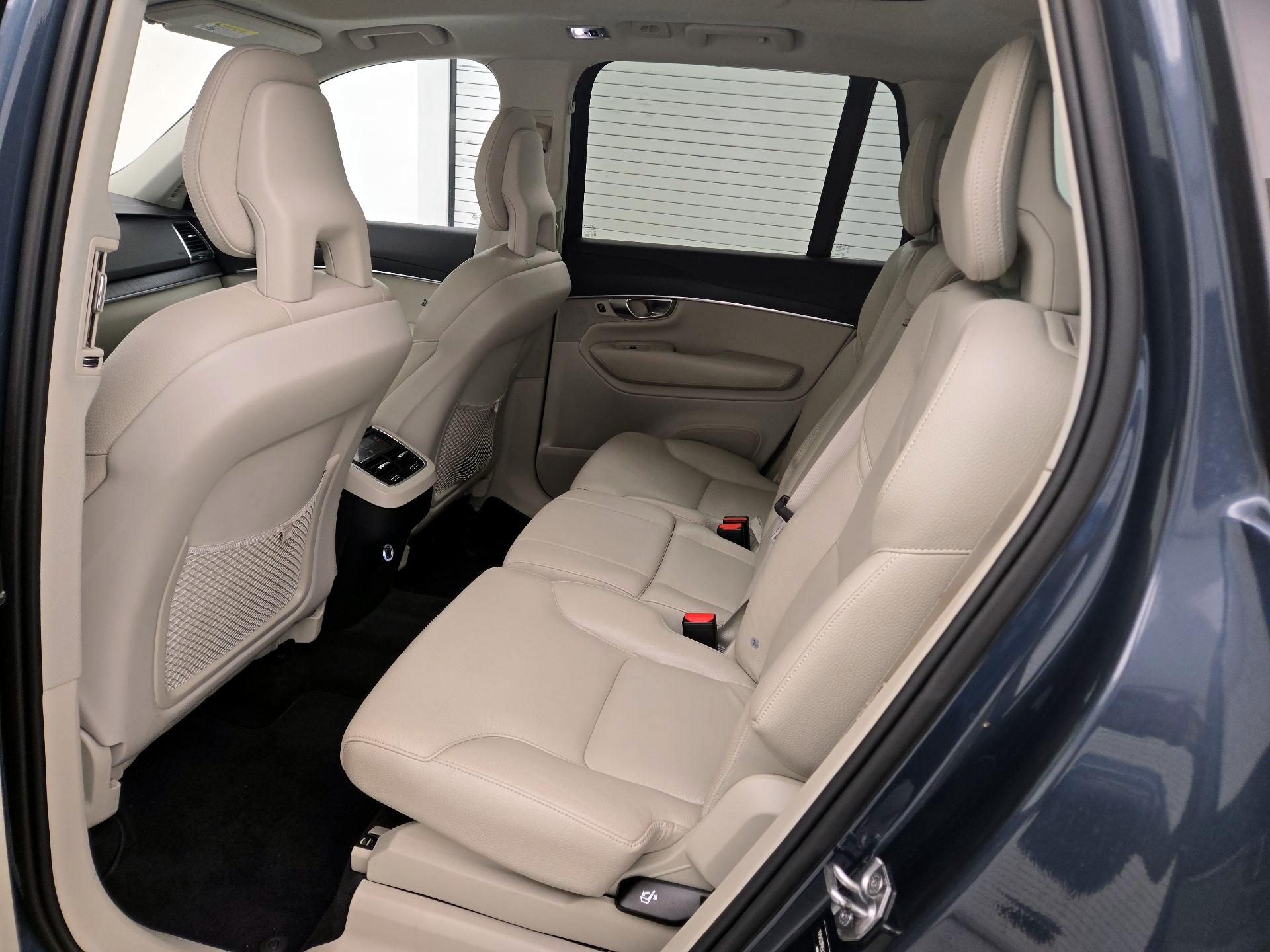Thumbnail: 2020 Volvo XC90 - 18