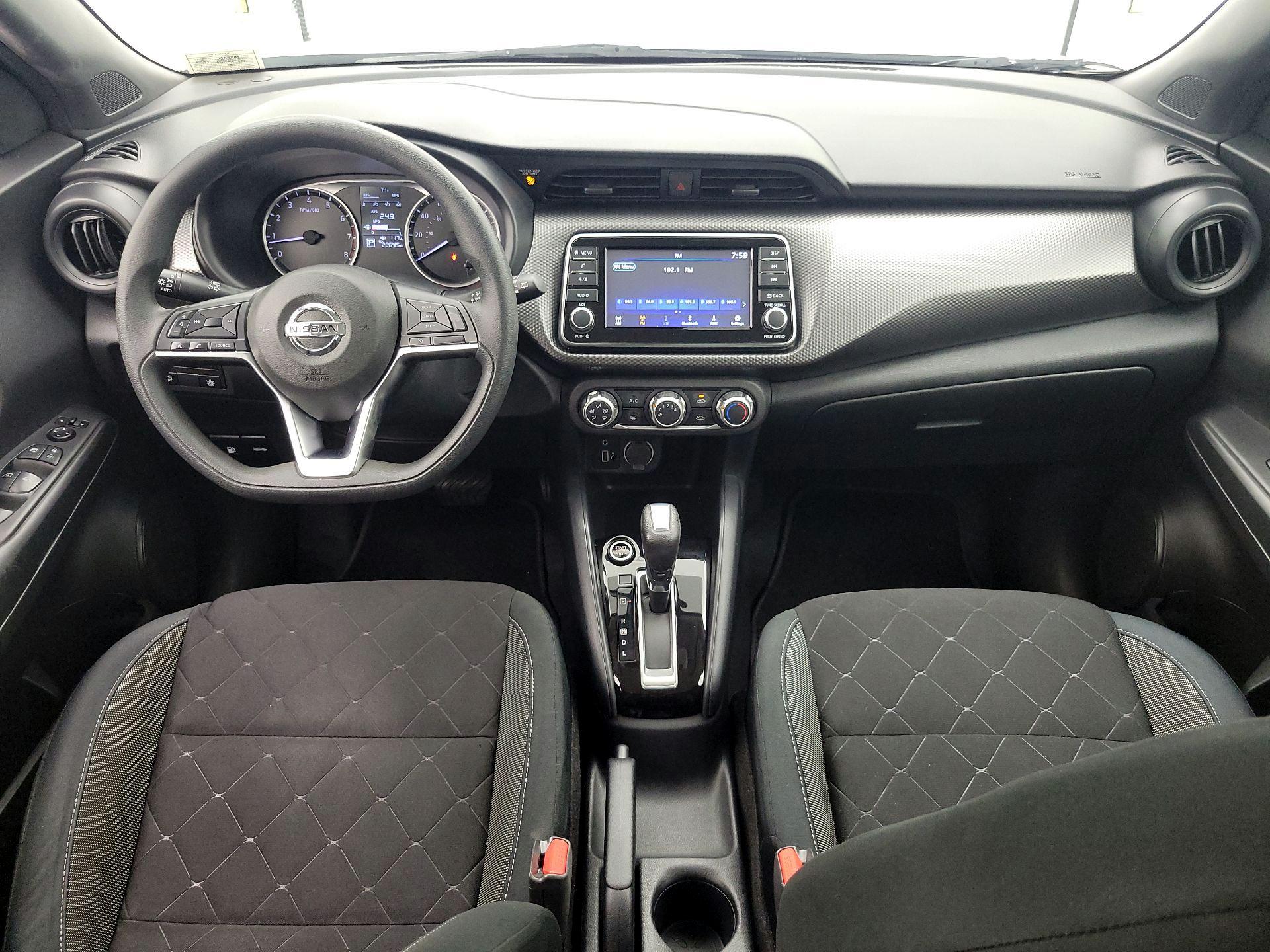 Thumbnail: 2020 Nissan Kicks - 9