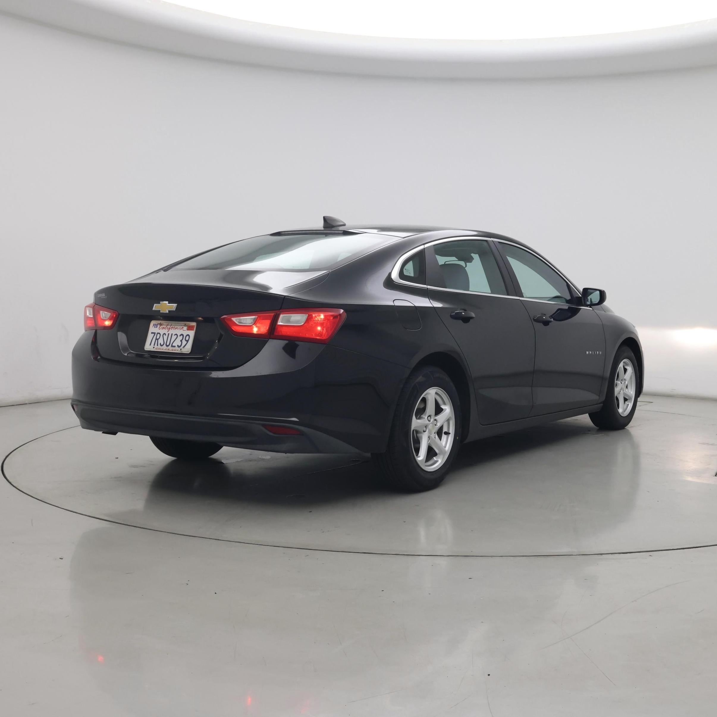 Thumbnail: 2016 Chevrolet Malibu - 8