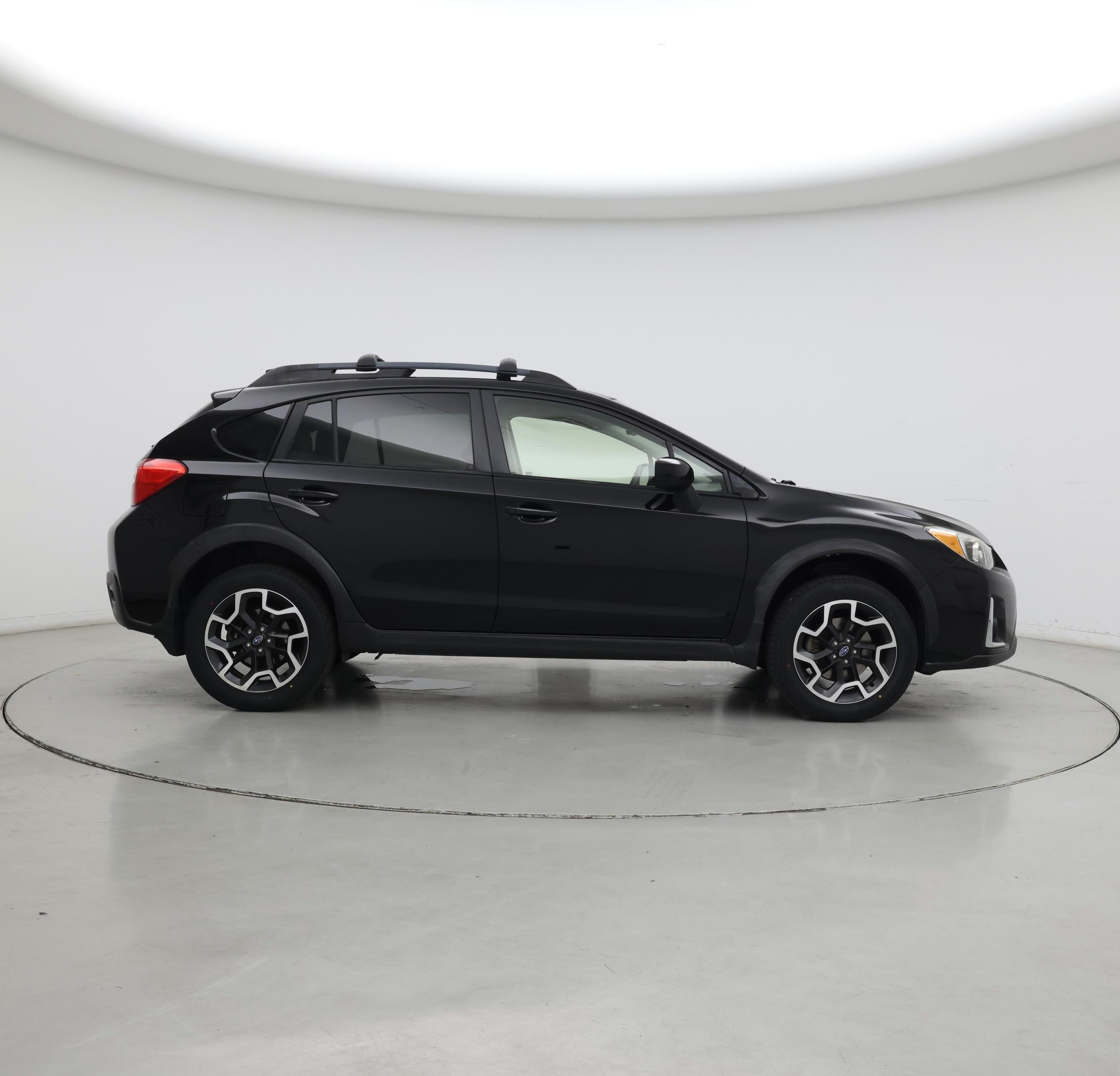 Thumbnail: 2017 Subaru Crosstrek - 7