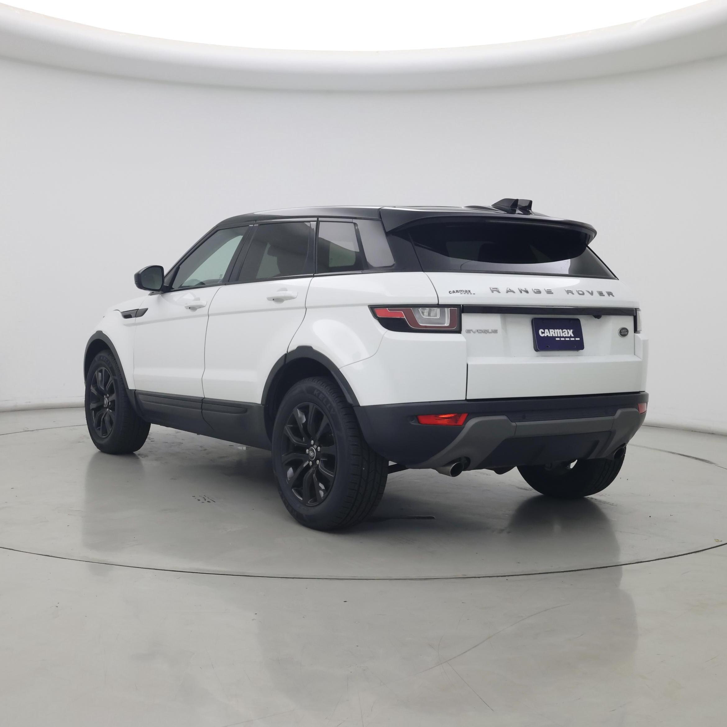 Thumbnail: 2019 Land Rover Range Rover Evoque - 2