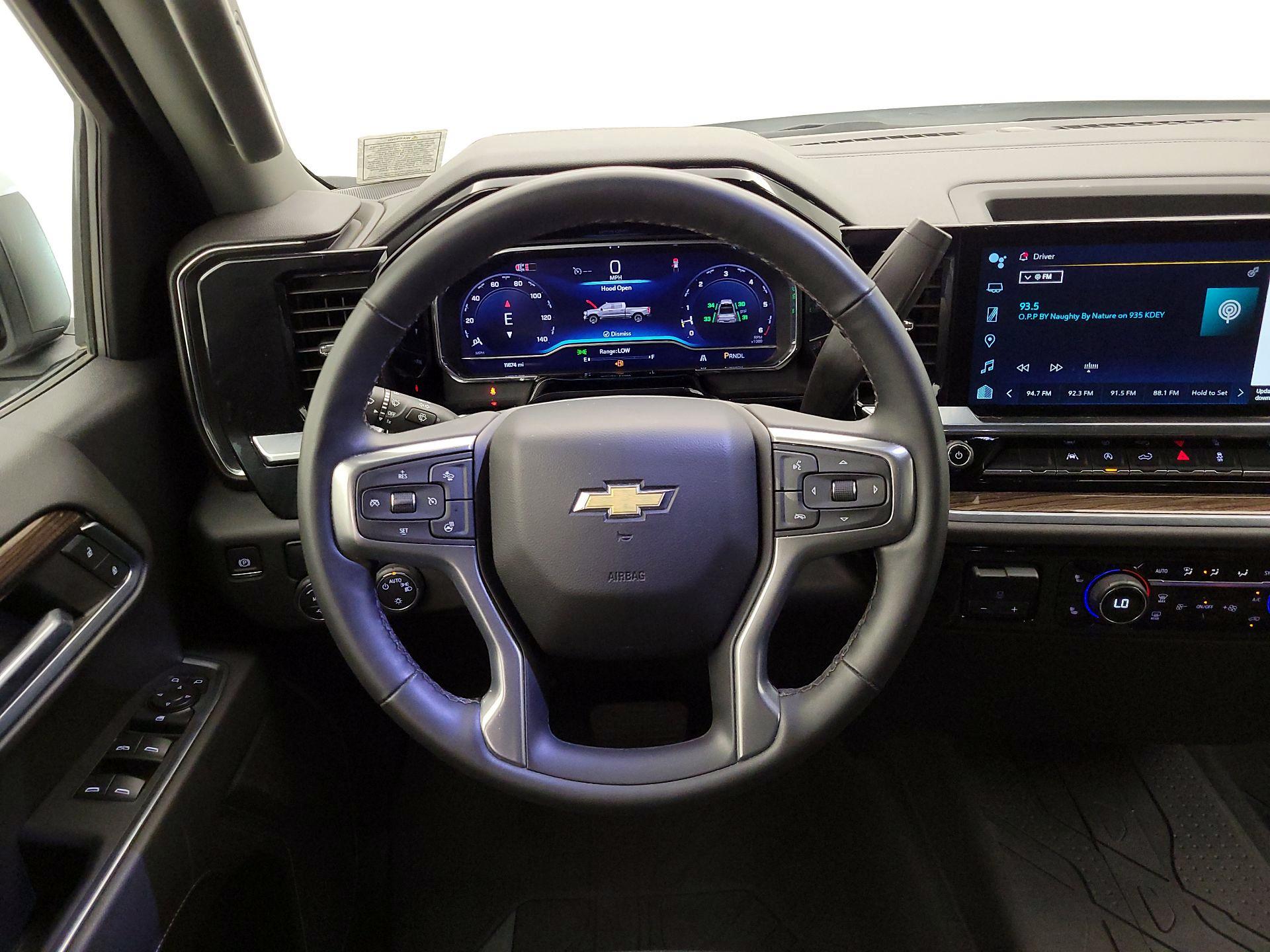 Thumbnail: 2024 Chevrolet Silverado 1500 - 10