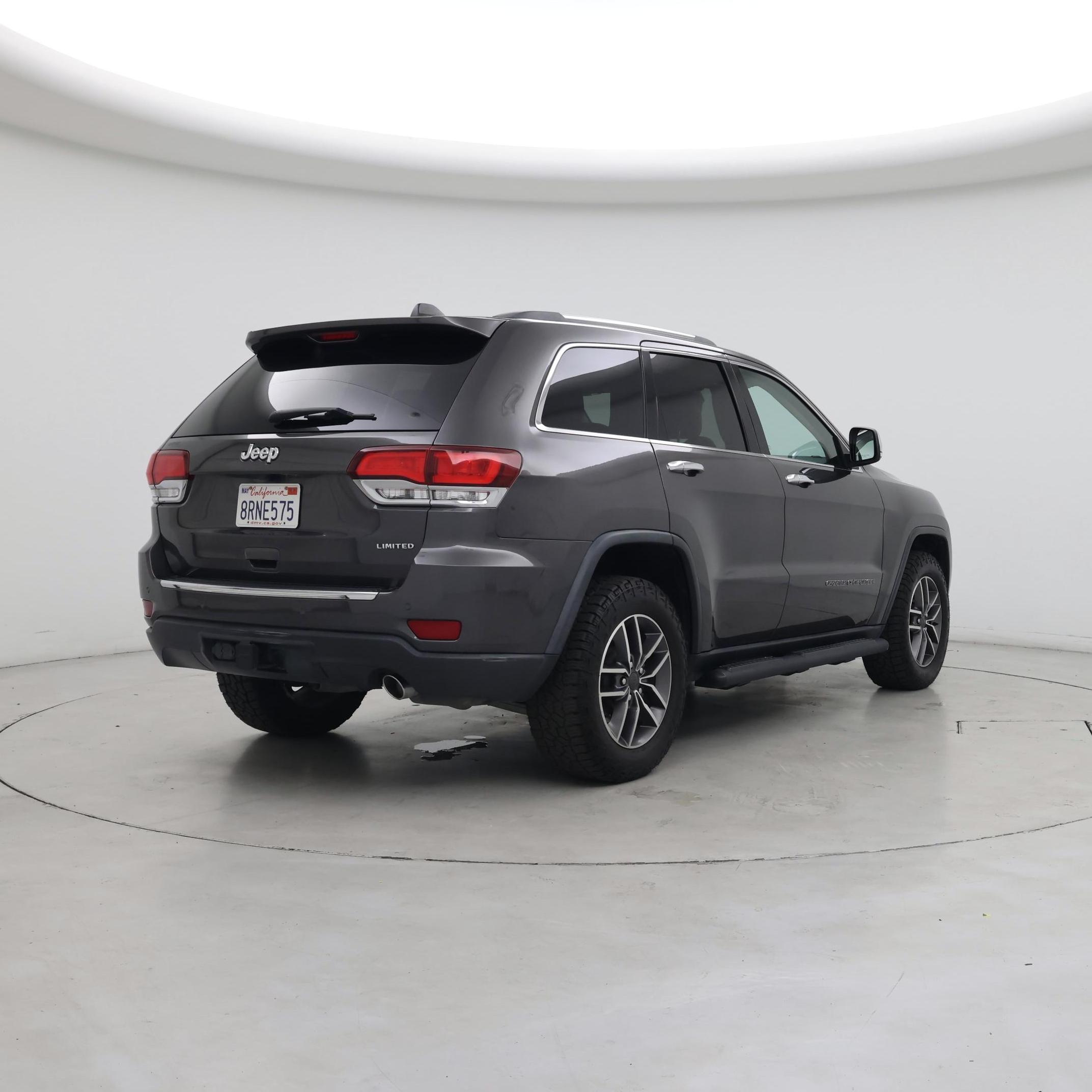 Thumbnail: 2020 Jeep Grand Cherokee - 8
