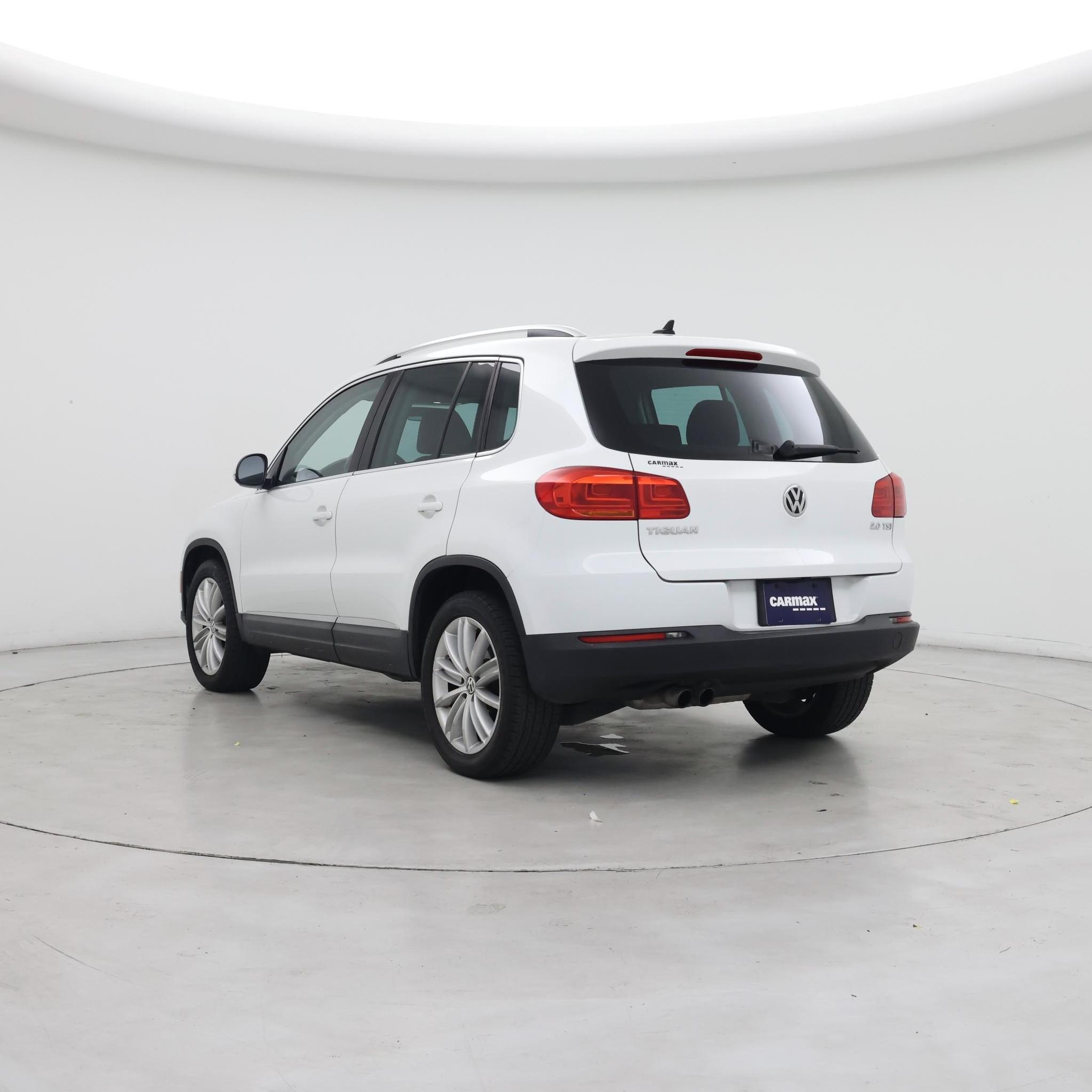 Thumbnail: 2015 Volkswagen Tiguan - 2