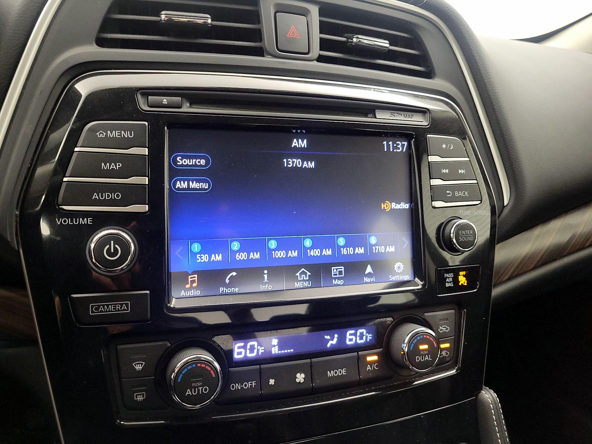 Thumbnail: 2016 Nissan Maxima - 16