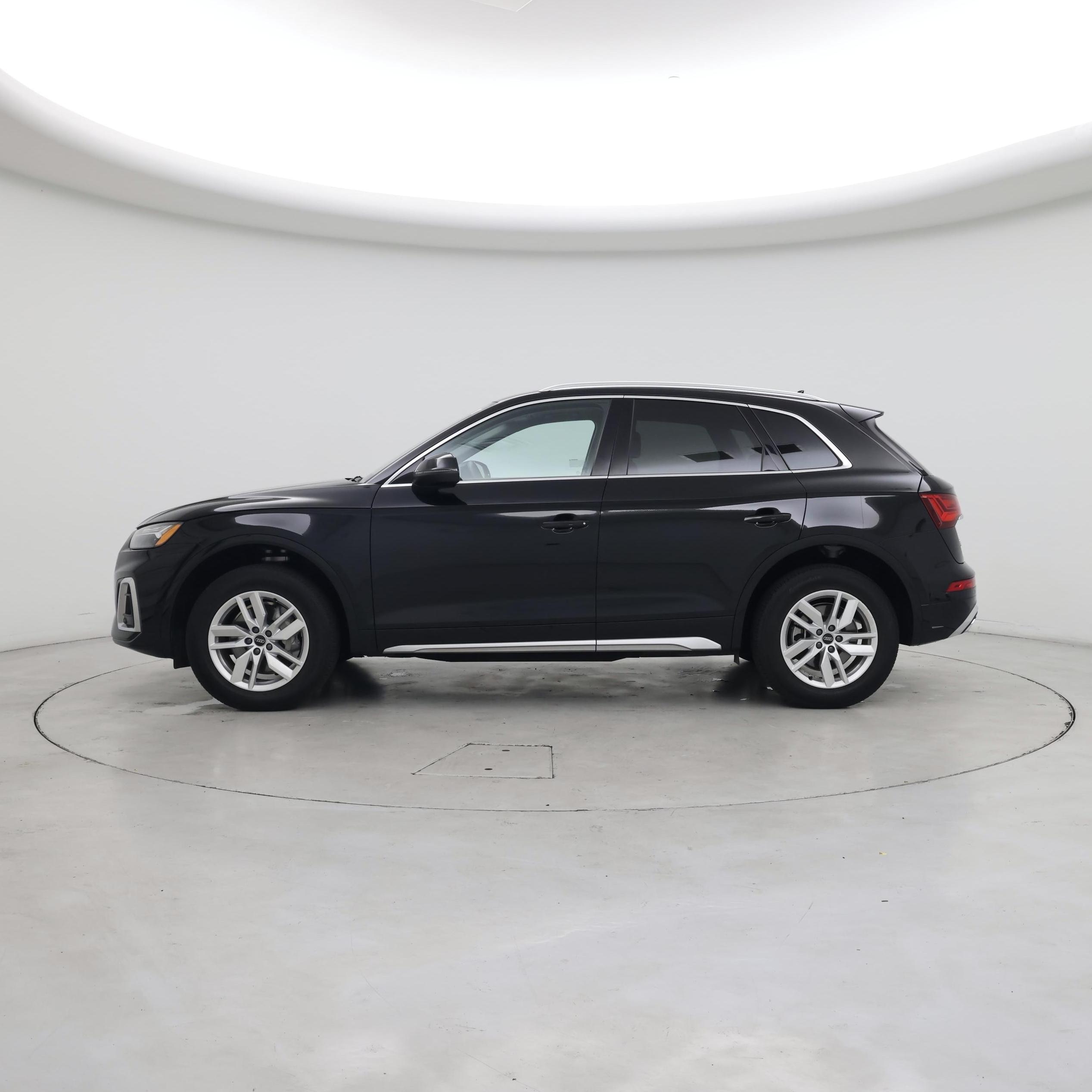 Thumbnail: 2024 Audi Q5 - 3
