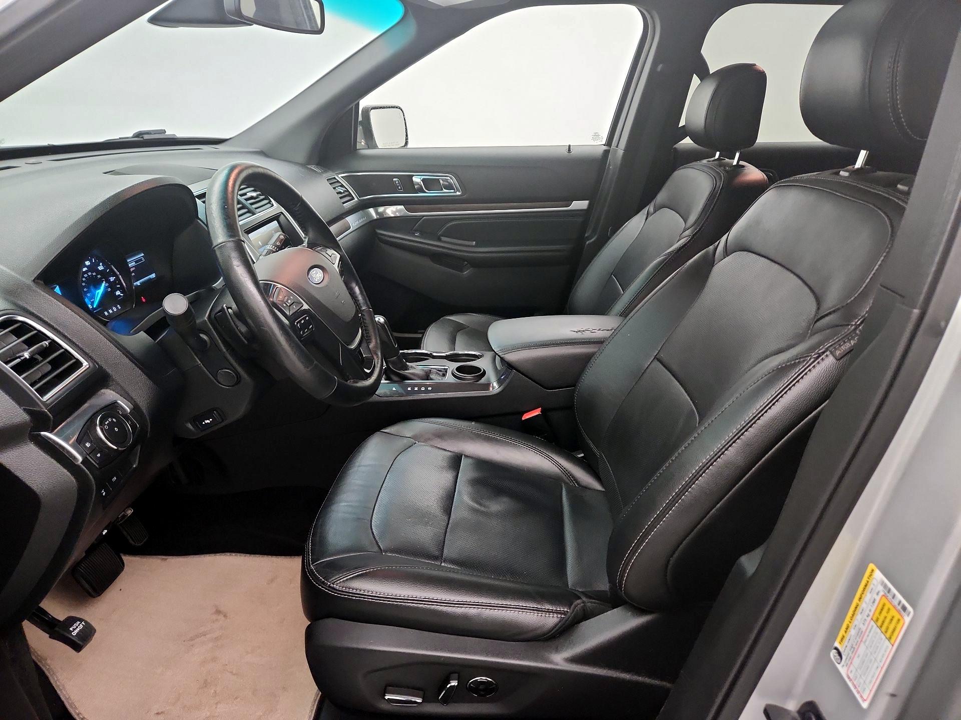 Thumbnail: 2016 Ford Explorer - 11