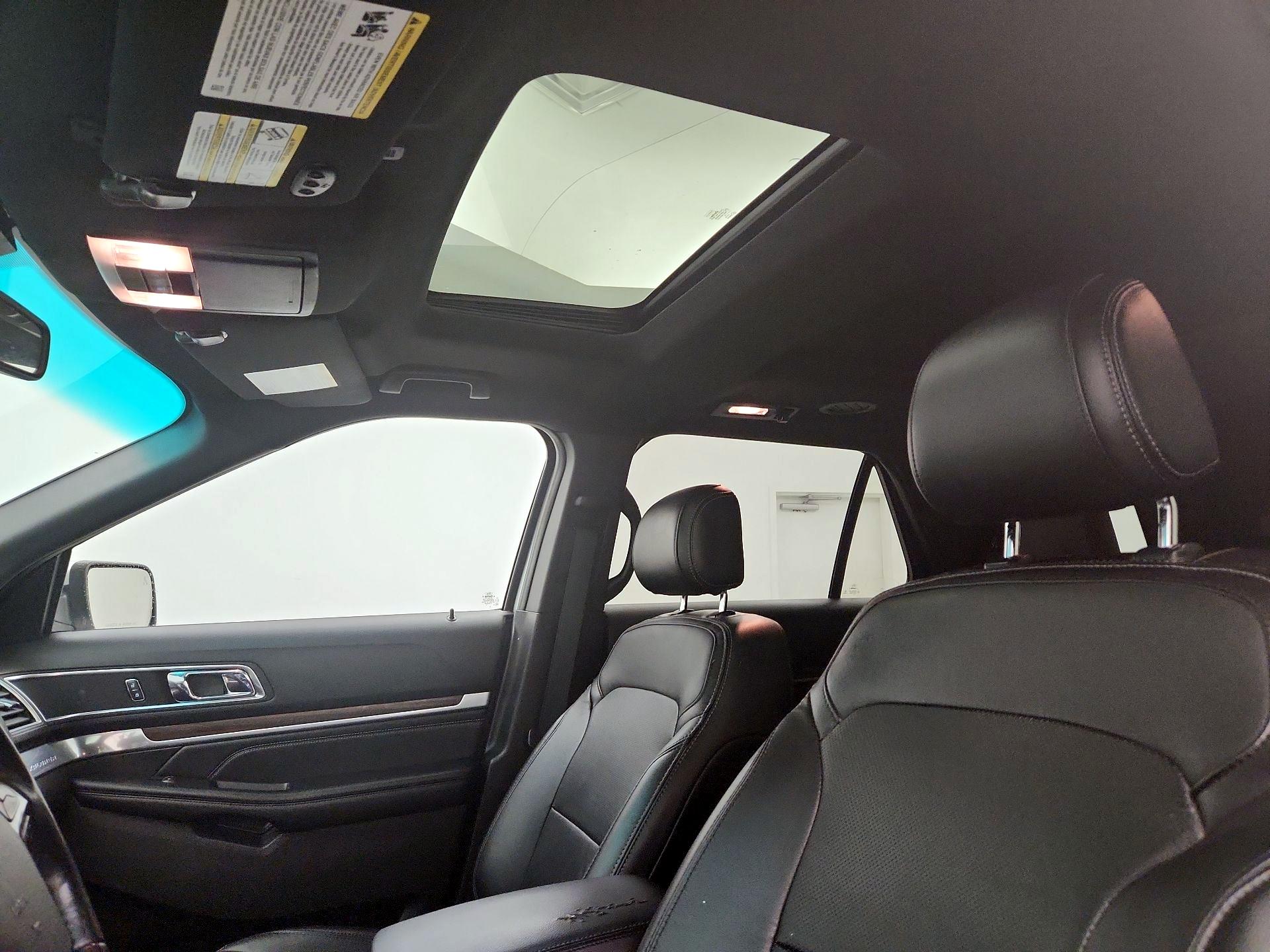 Thumbnail: 2016 Ford Explorer - 19