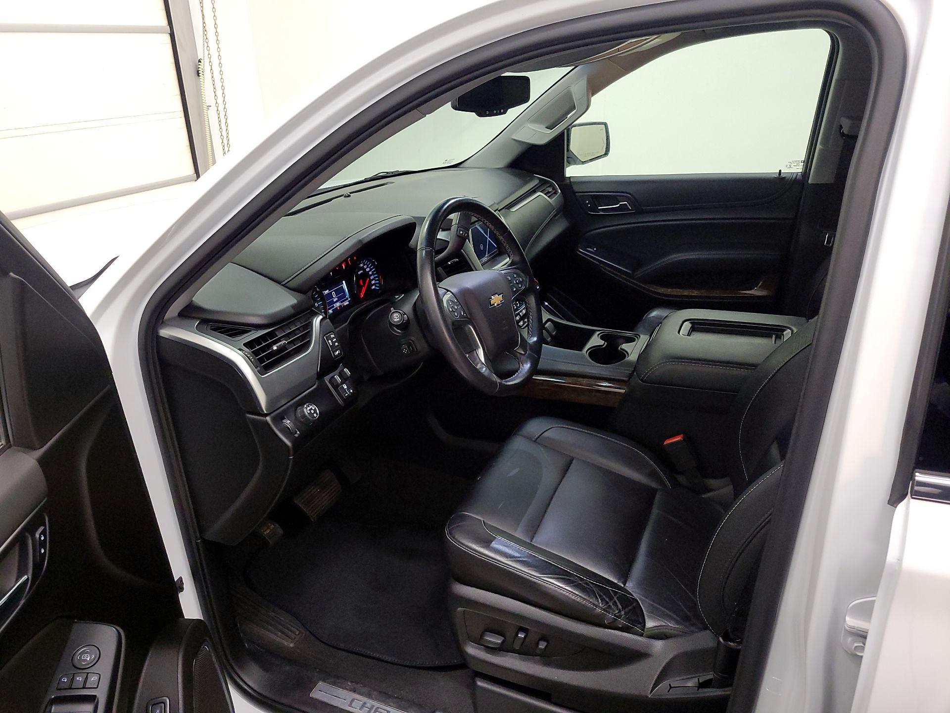 Thumbnail: 2020 Chevrolet Suburban - 11