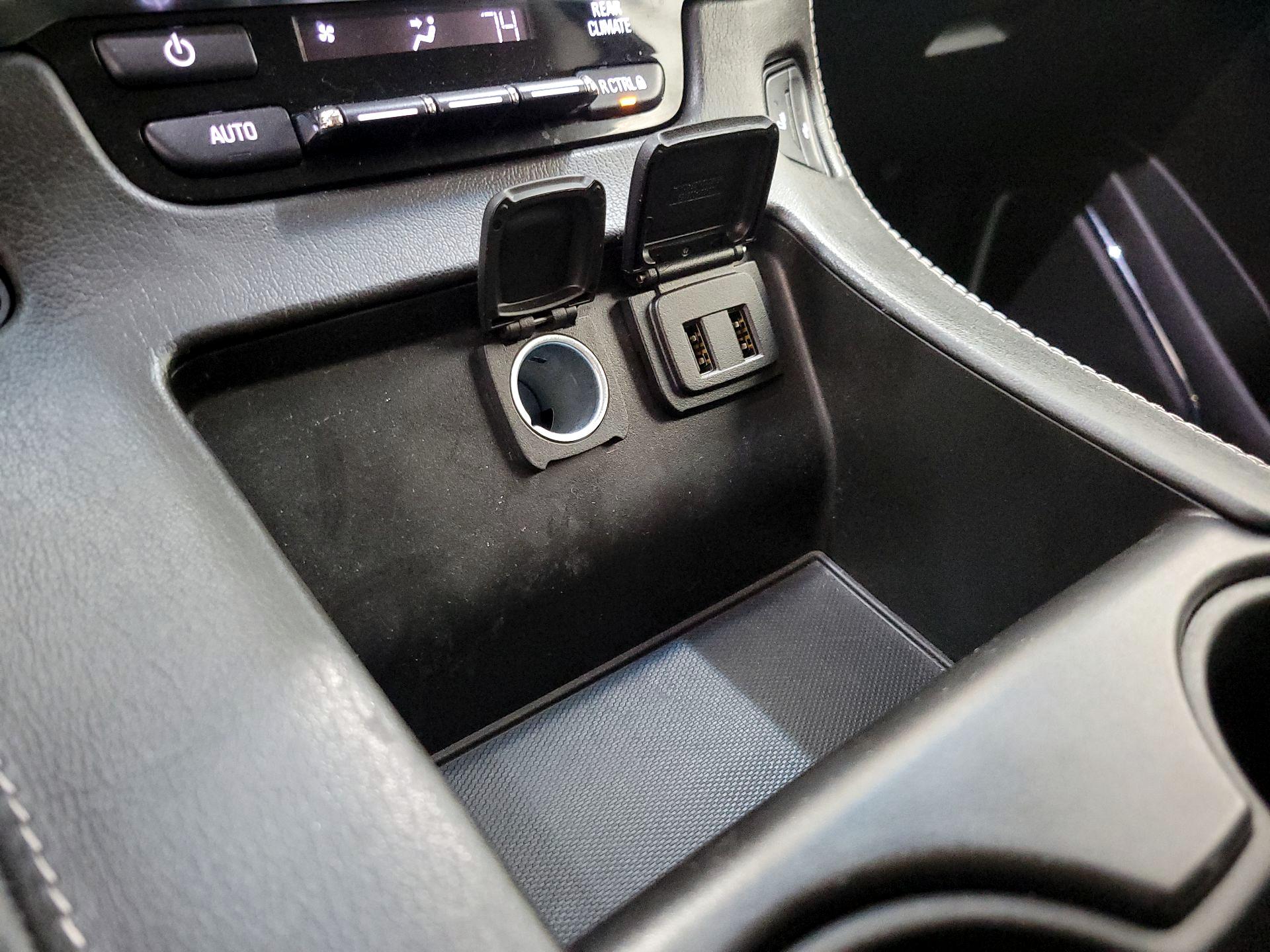 Thumbnail: 2020 Chevrolet Suburban - 19