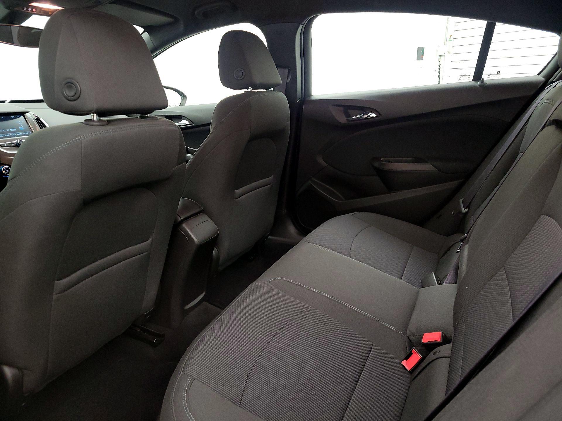 Thumbnail: 2016 Chevrolet Cruze - 19