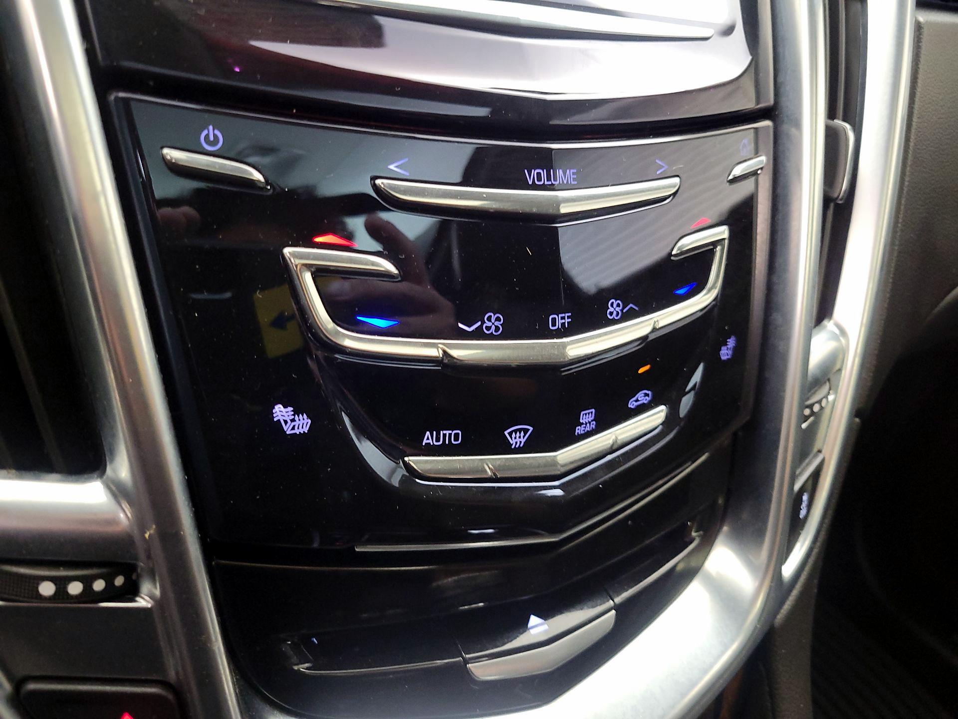 Thumbnail: 2015 Cadillac SRX - 16